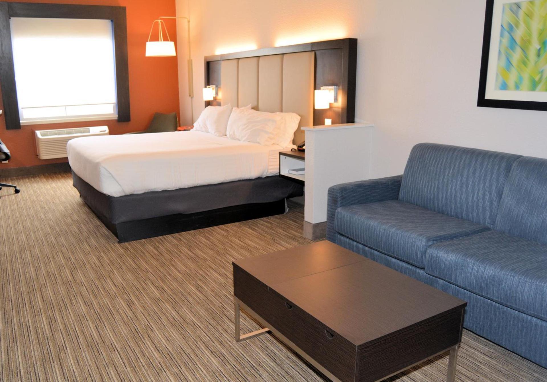Holiday Inn Express Hotel and Suites Abilene, an IHG Hotel photo 36