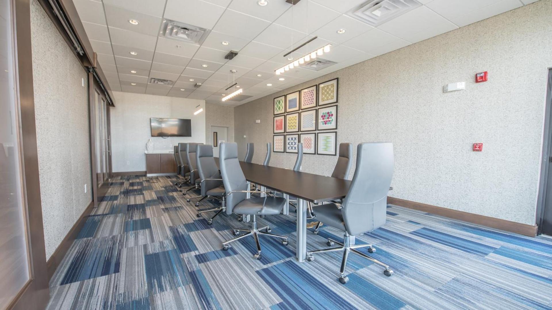 Holiday Inn Express & Suites - Dripping Springs - Austin Area by IHG photo 48