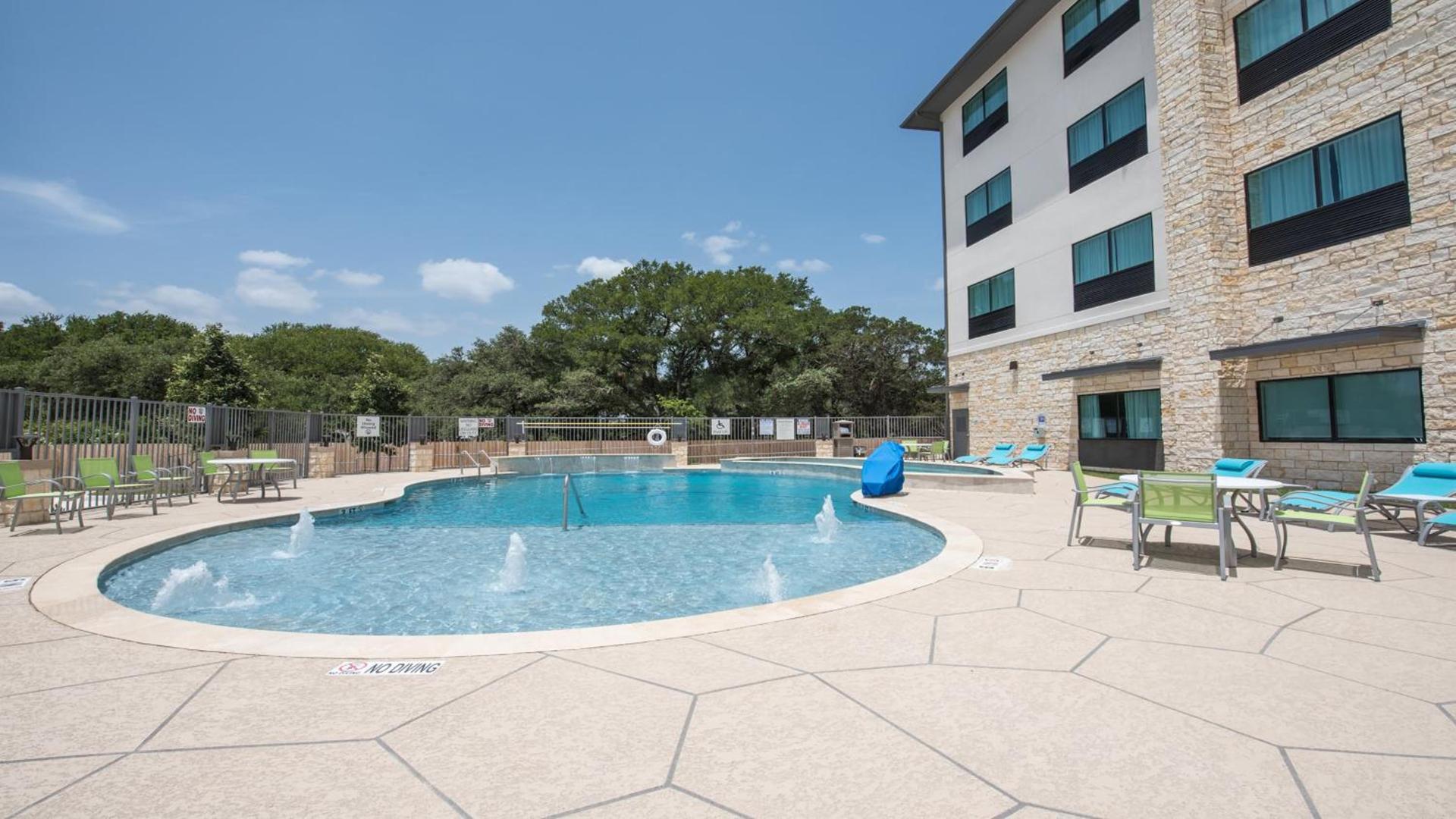 Holiday Inn Express & Suites - Dripping Springs - Austin Area by IHG photo 47