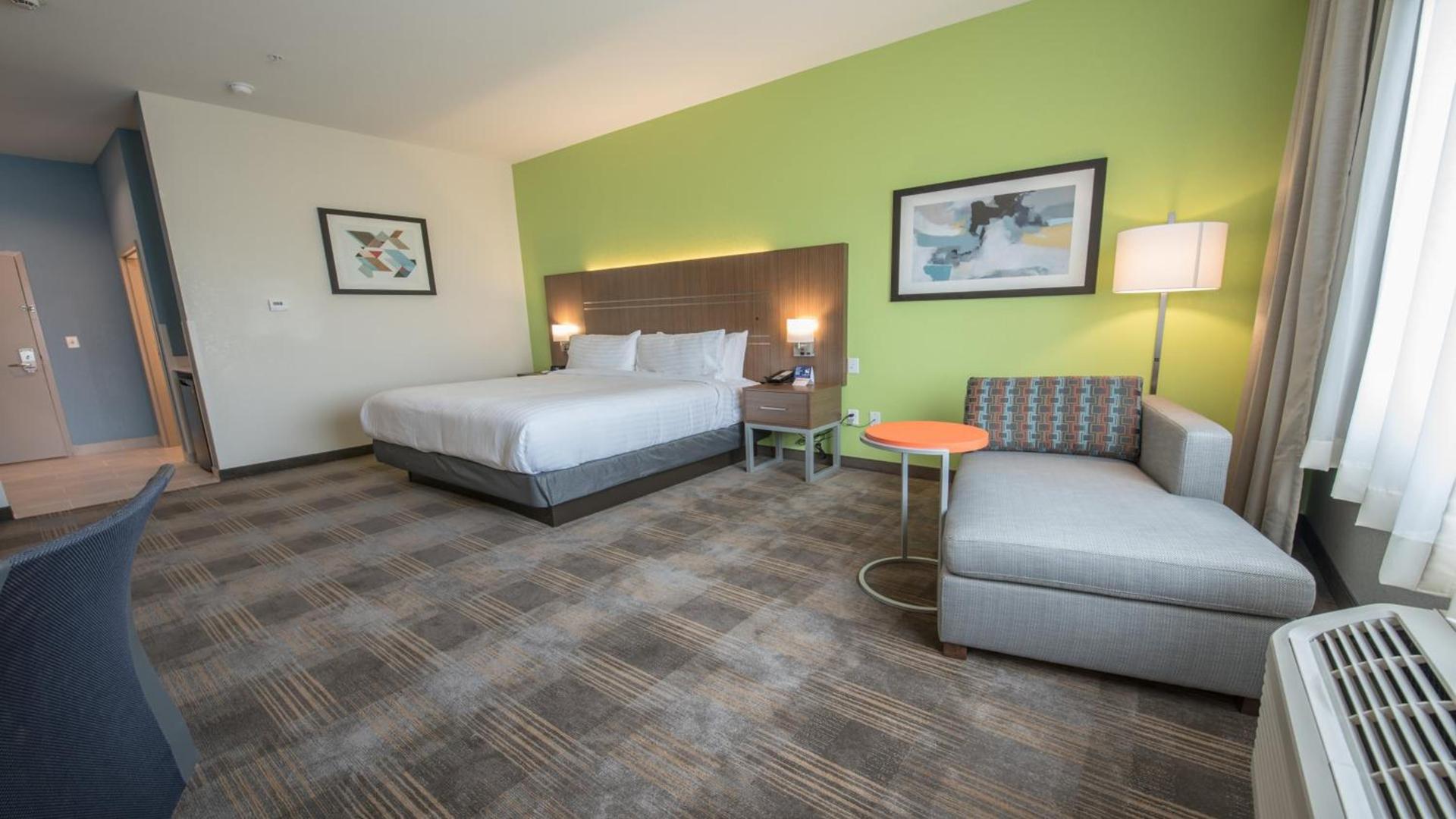 Holiday Inn Express & Suites - Dripping Springs - Austin Area by IHG photo 72