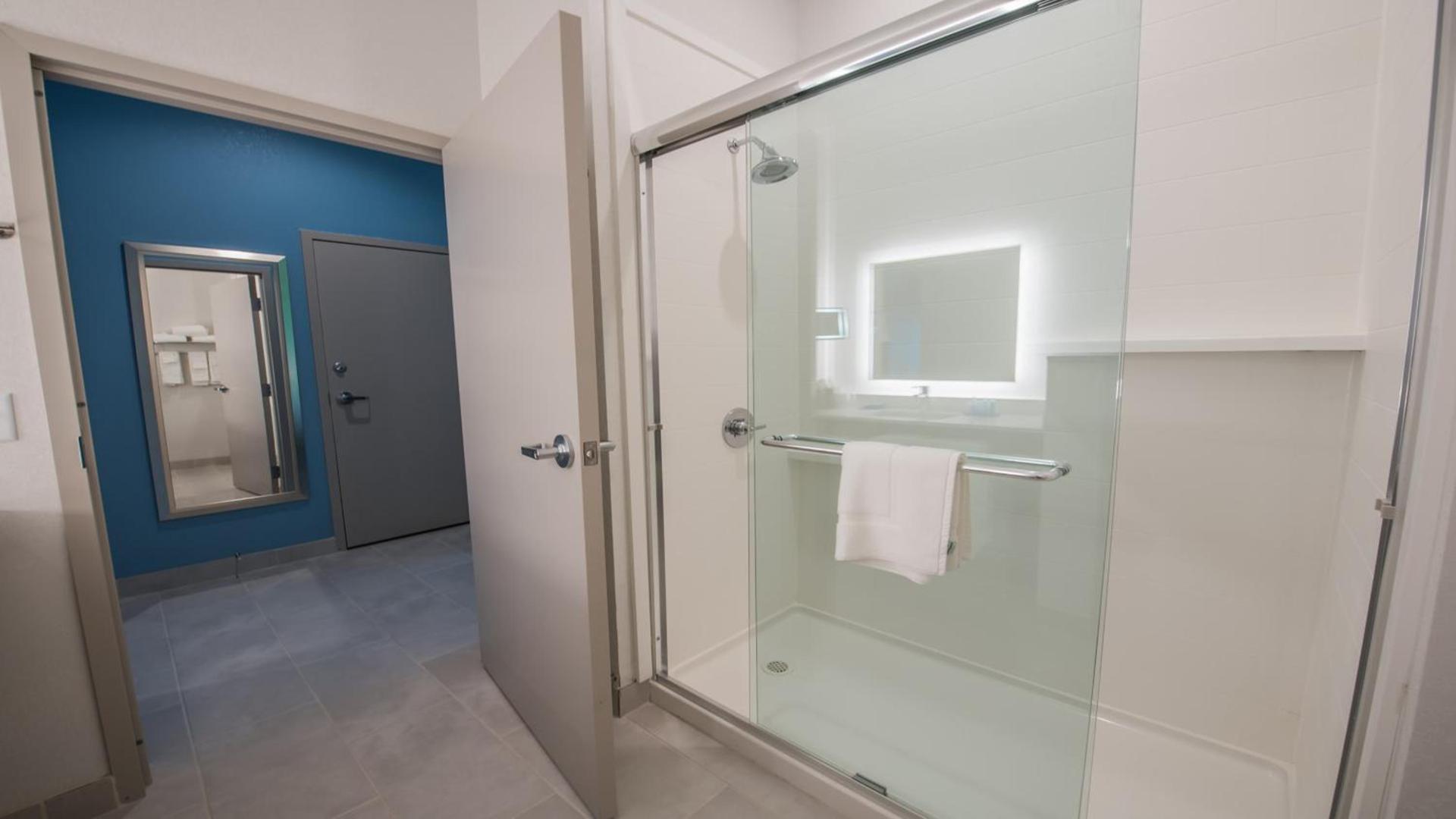 Holiday Inn Express & Suites - Dripping Springs - Austin Area by IHG photo 19