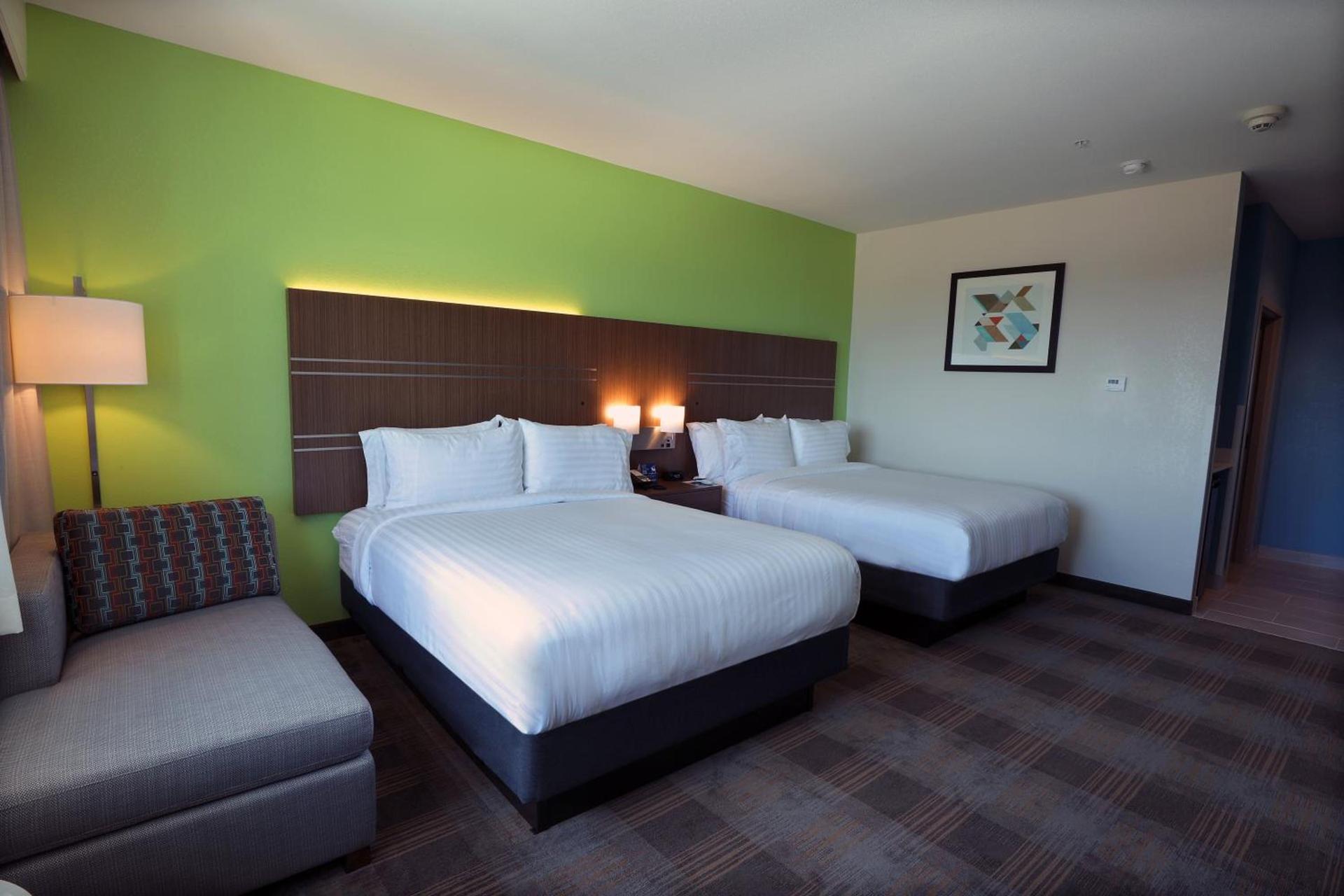 Holiday Inn Express & Suites - Dripping Springs - Austin Area by IHG photo 28