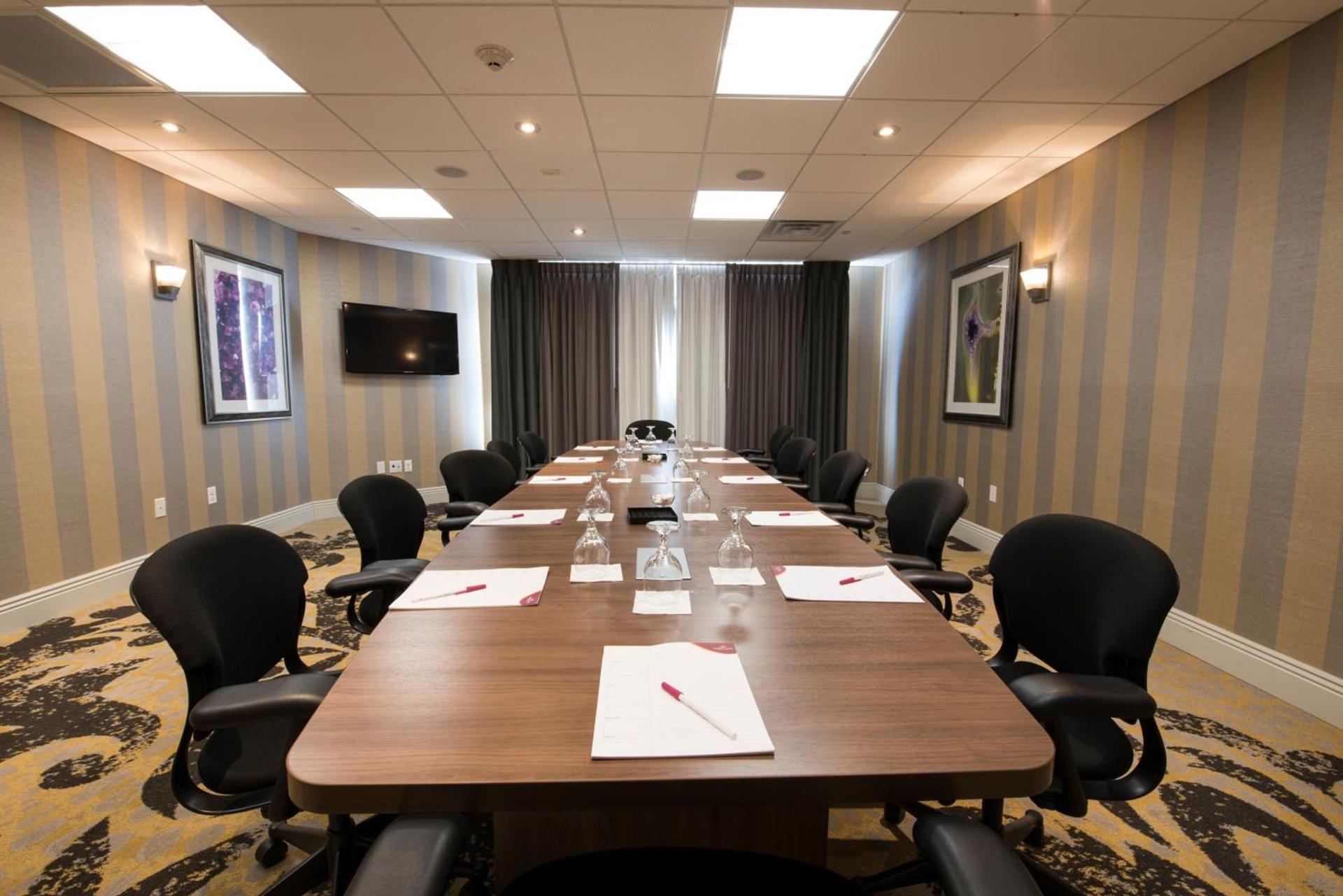 Crowne Plaza Saddle Brook by IHG photo 49