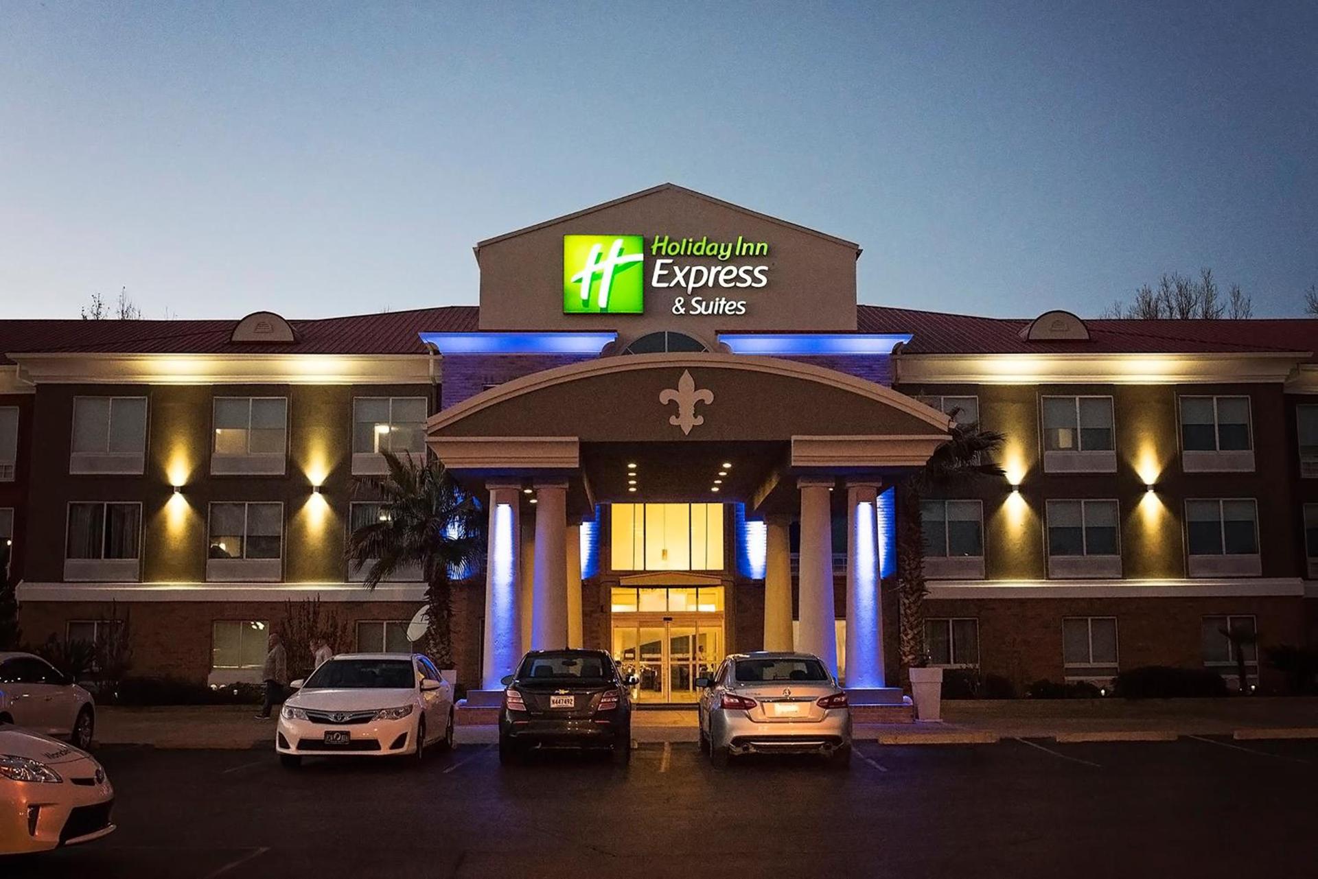 Holiday Inn Express & Suites Alexandria by IHG photo 25