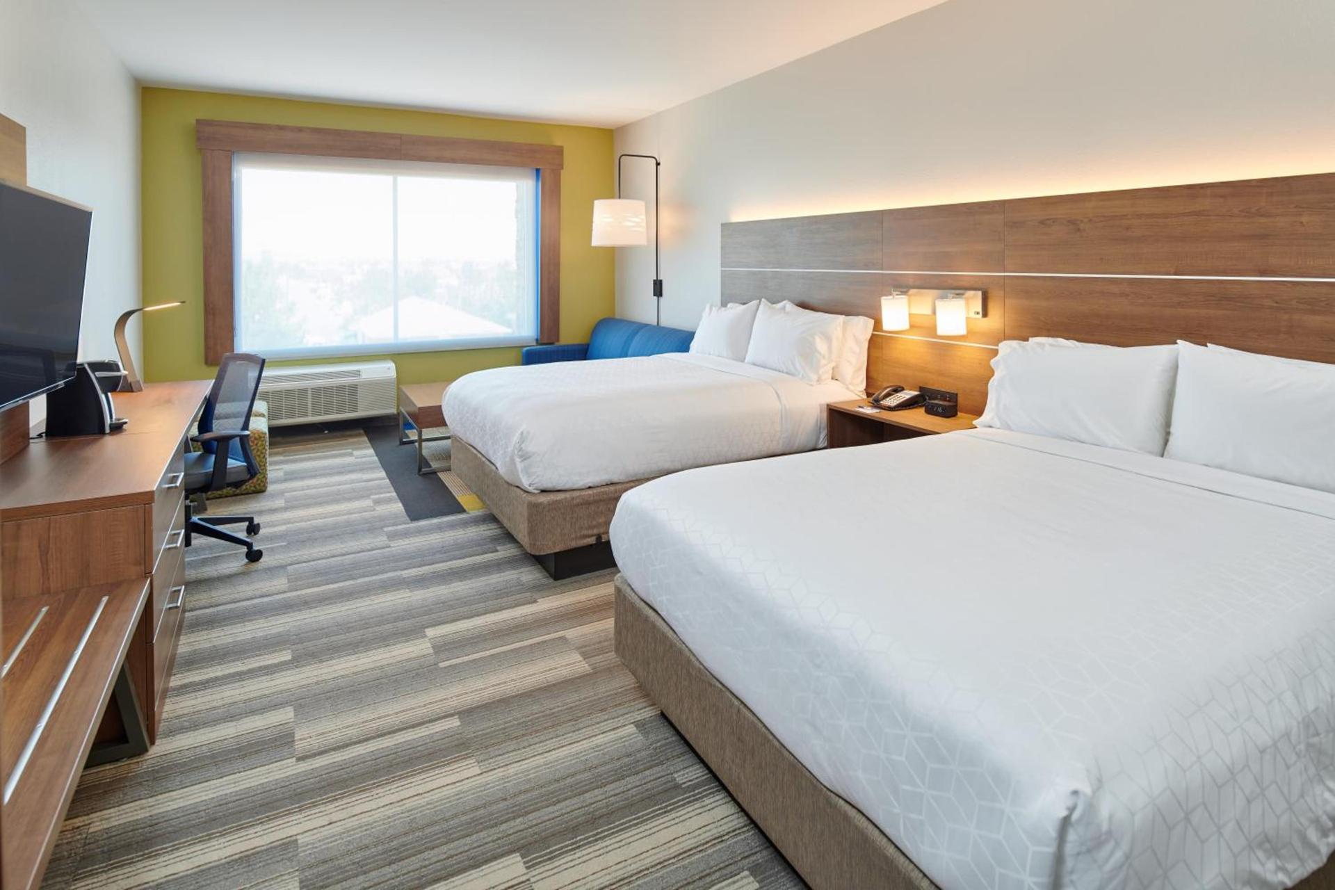 Holiday Inn Express & Suites Taylor by IHG photo 63