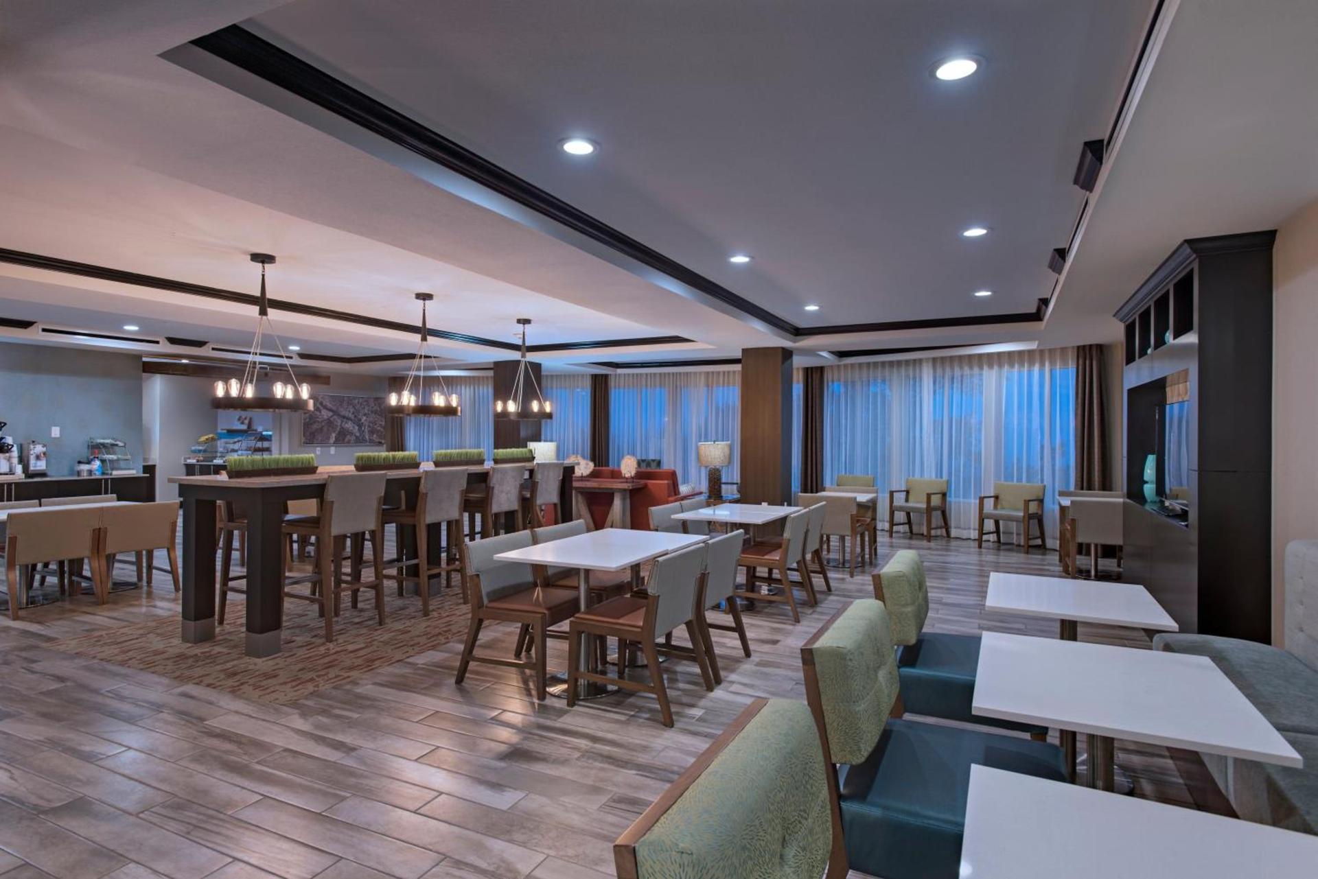 Holiday Inn Express & Suites Austin NW - Four Points by IHG photo 5