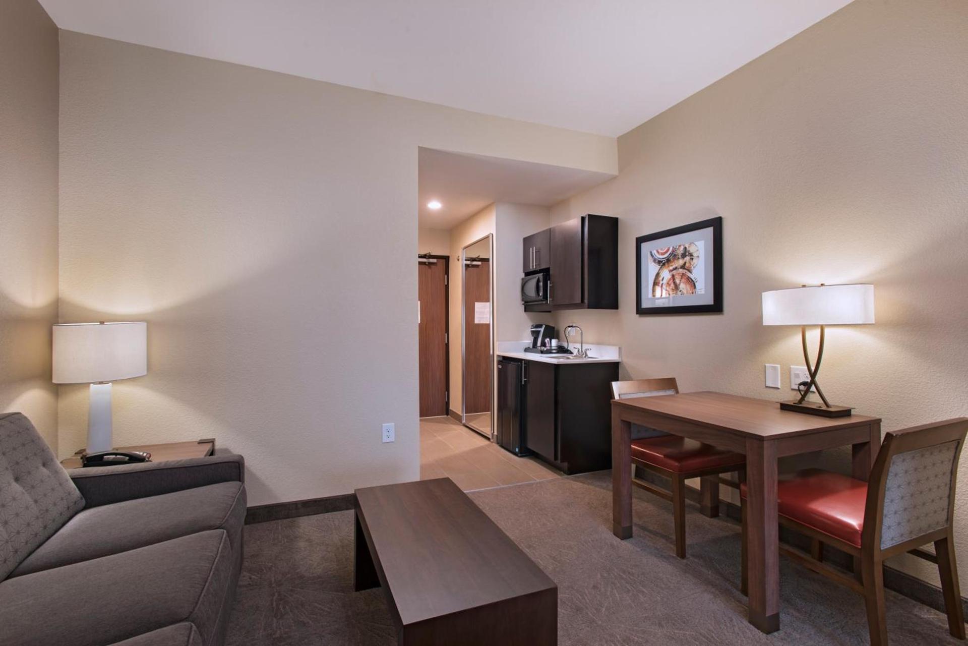 Holiday Inn Express & Suites Austin NW - Four Points by IHG photo 26