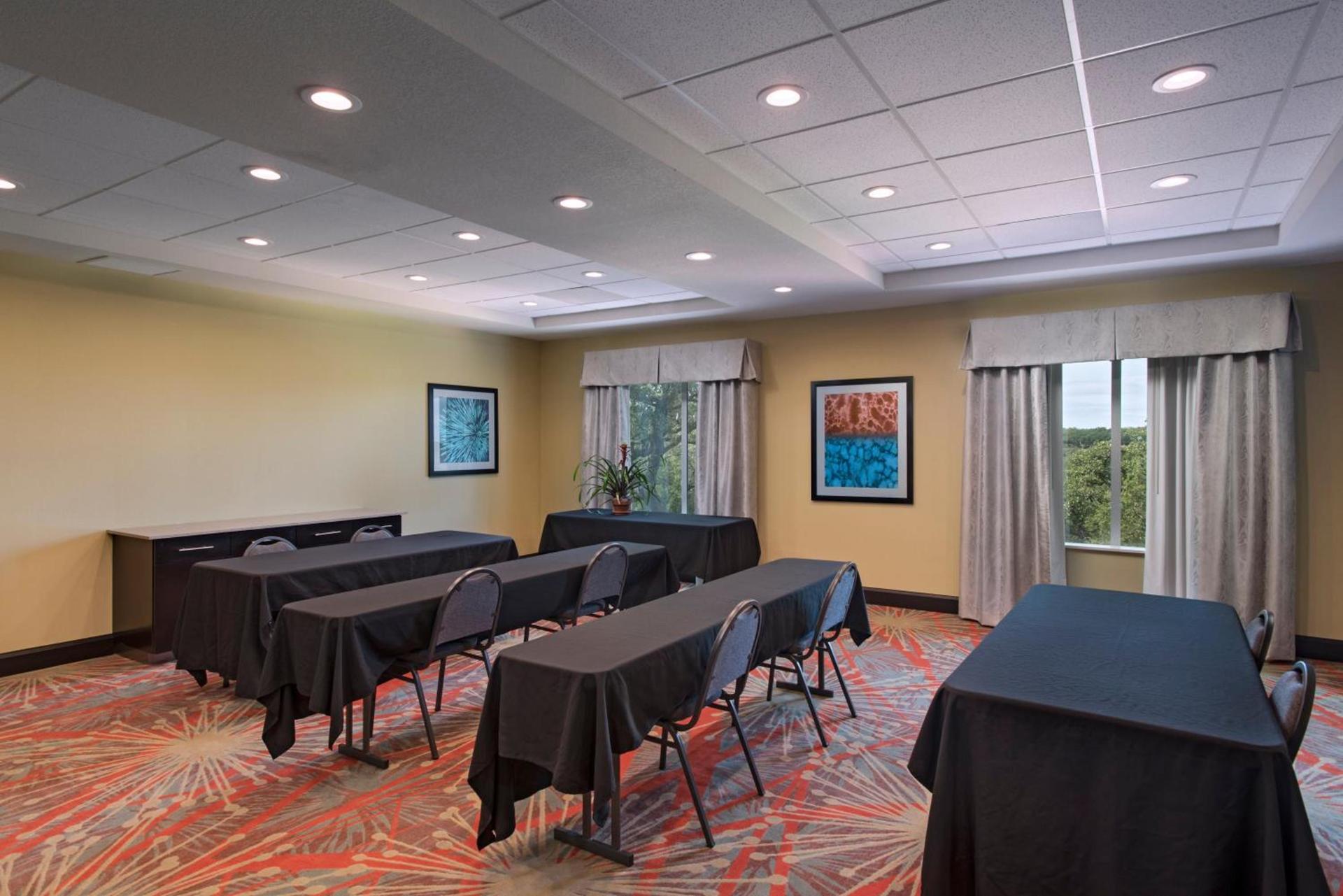 Holiday Inn Express & Suites Austin NW - Four Points by IHG photo 14