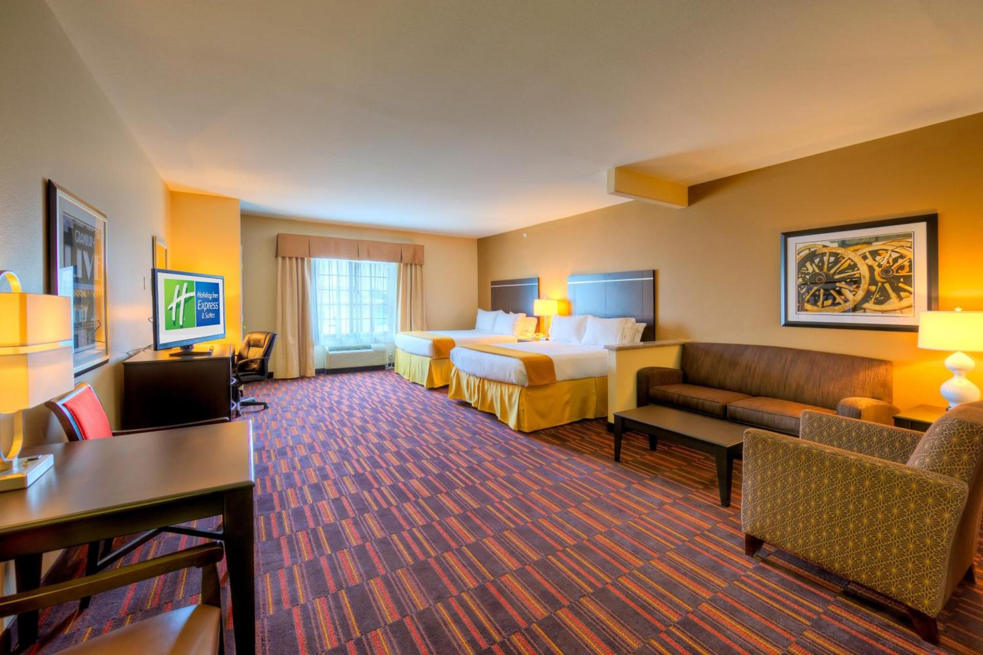 Holiday Inn Express and Suites Granbury by IHG photo 14