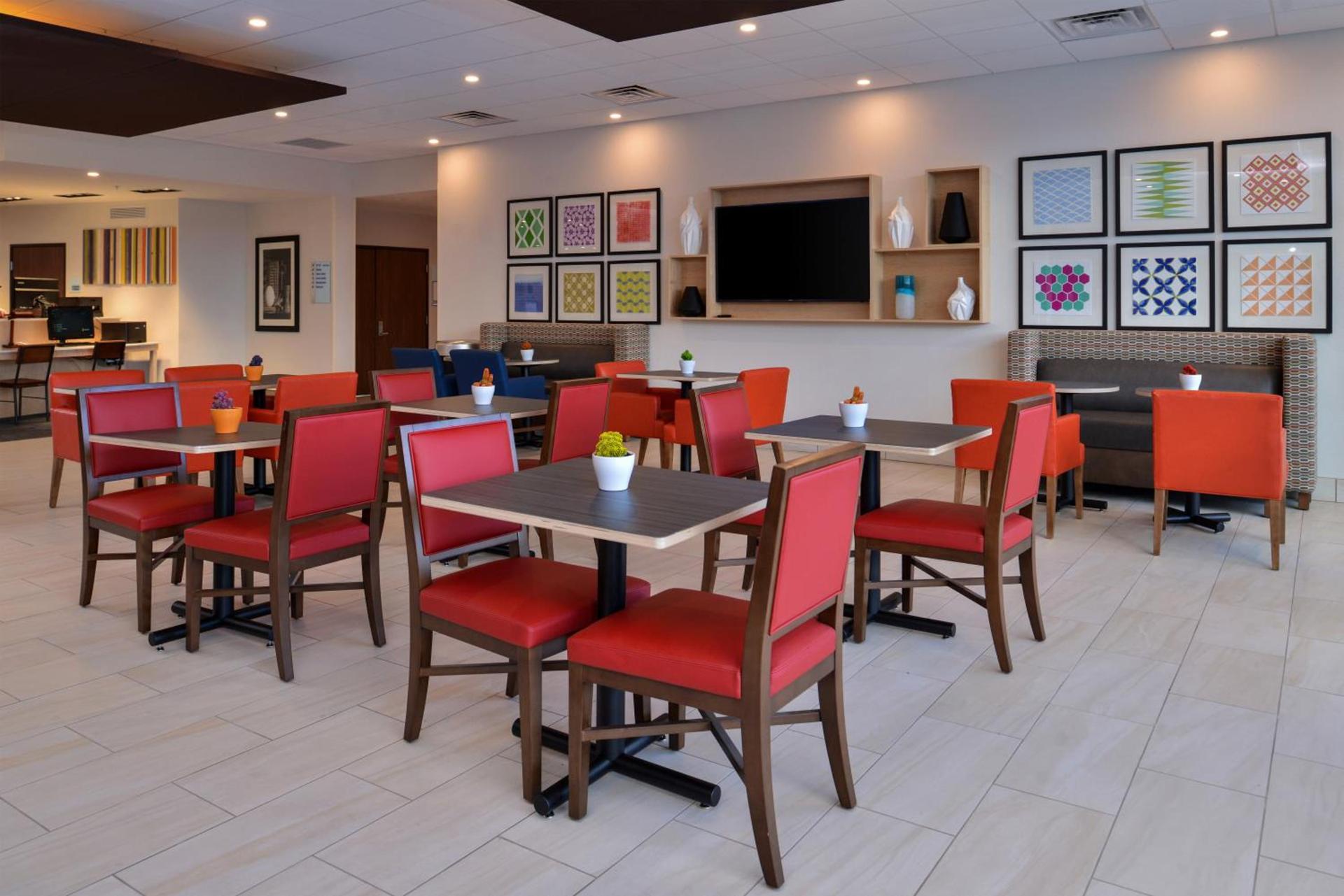 Holiday Inn Express Melbourne West by IHG photo 34