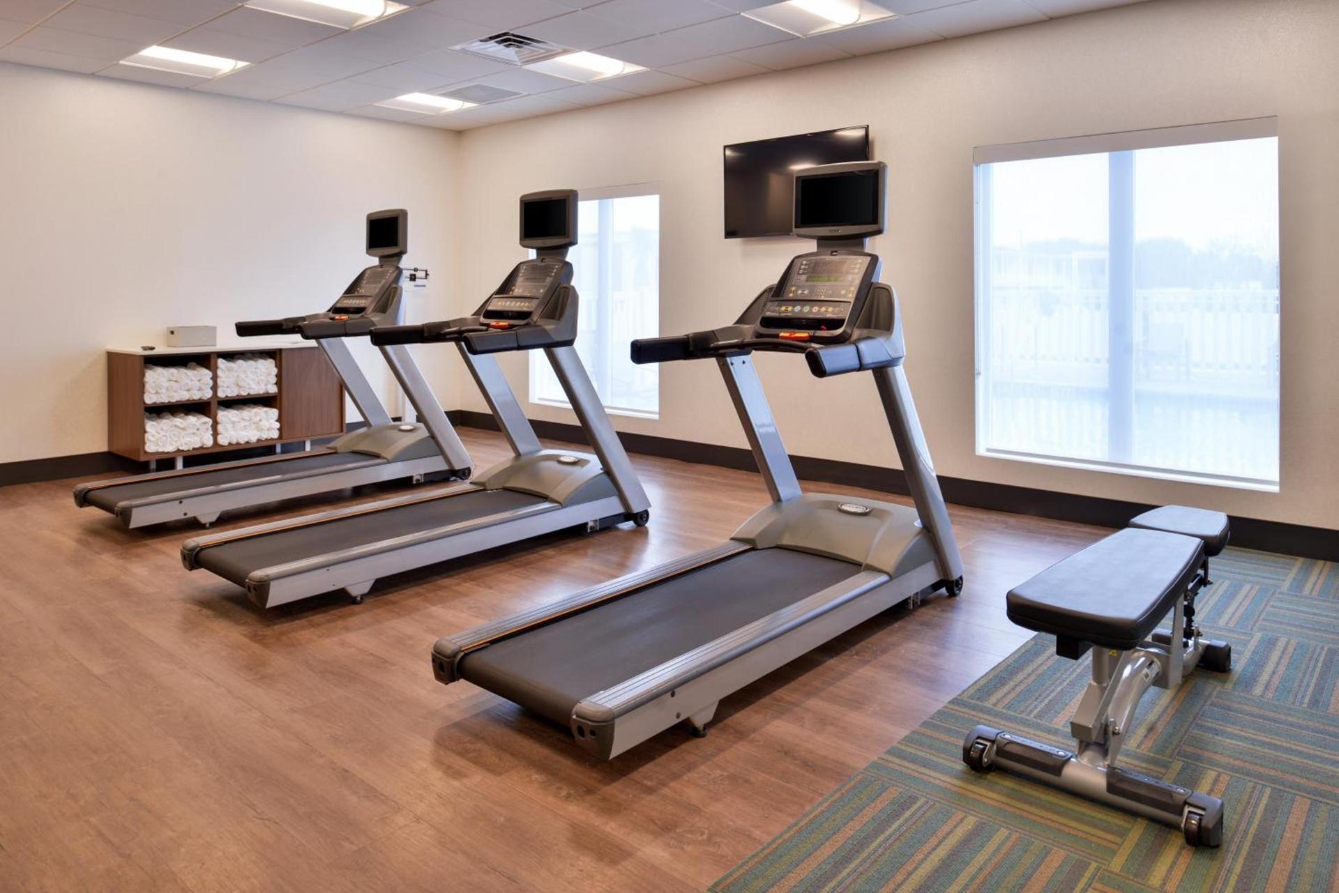 Holiday Inn Express Melbourne West by IHG photo 14