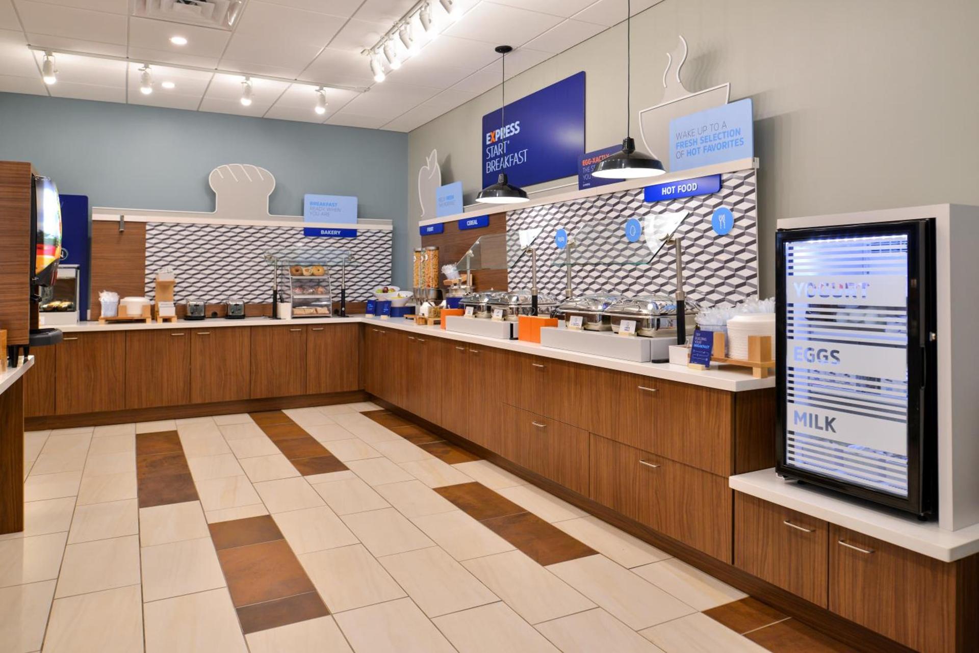 Holiday Inn Express Melbourne West by IHG photo 22