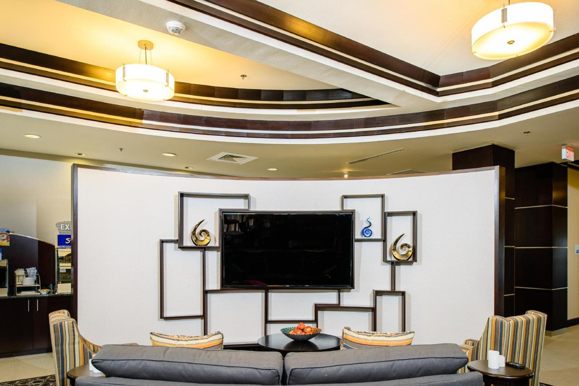 Holiday Inn Express Hotel & Suites Austin NW - Arboretum Area by IHG photo 20