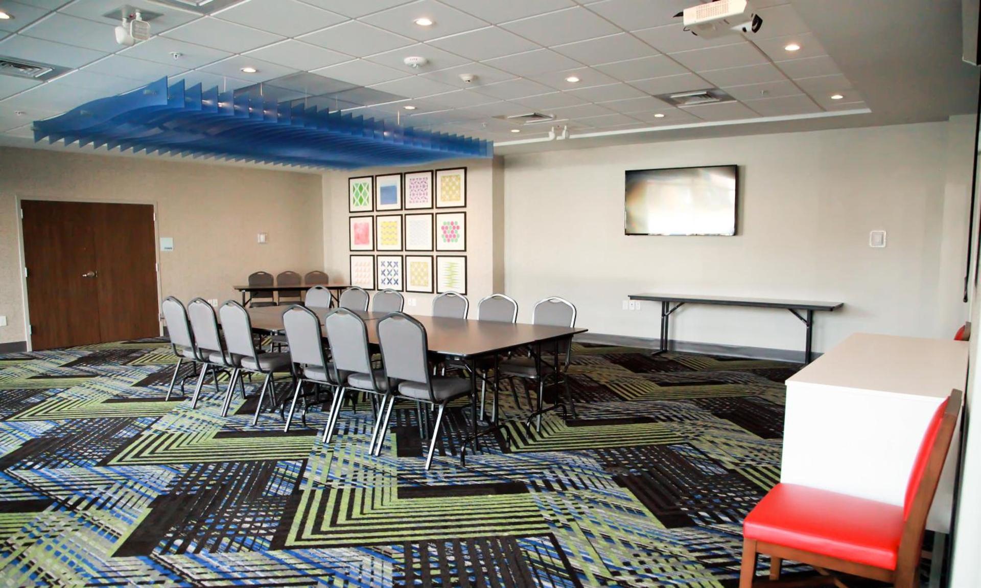 Holiday Inn Express & Suites Nashville North - Springfield by IHG photo 22
