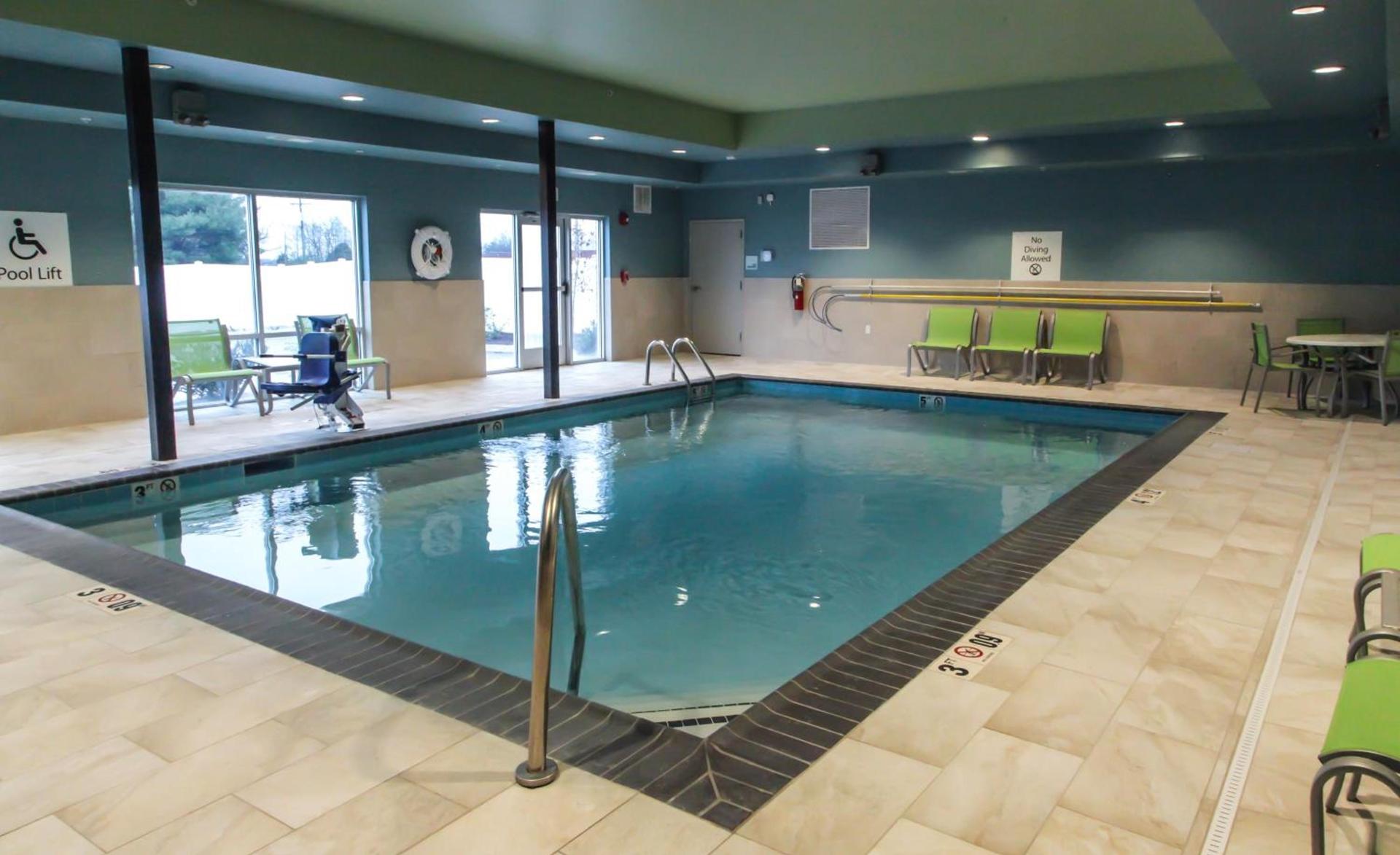 Holiday Inn Express & Suites Nashville North - Springfield by IHG photo 13