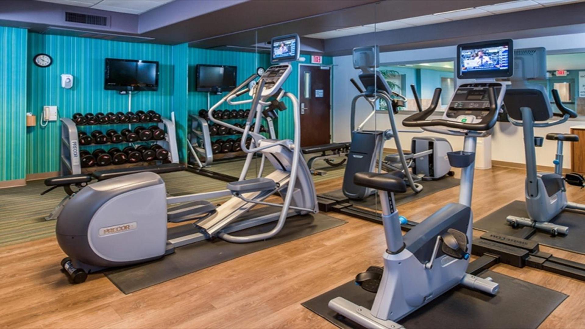 Holiday Inn Express Woodland by IHG photo 7