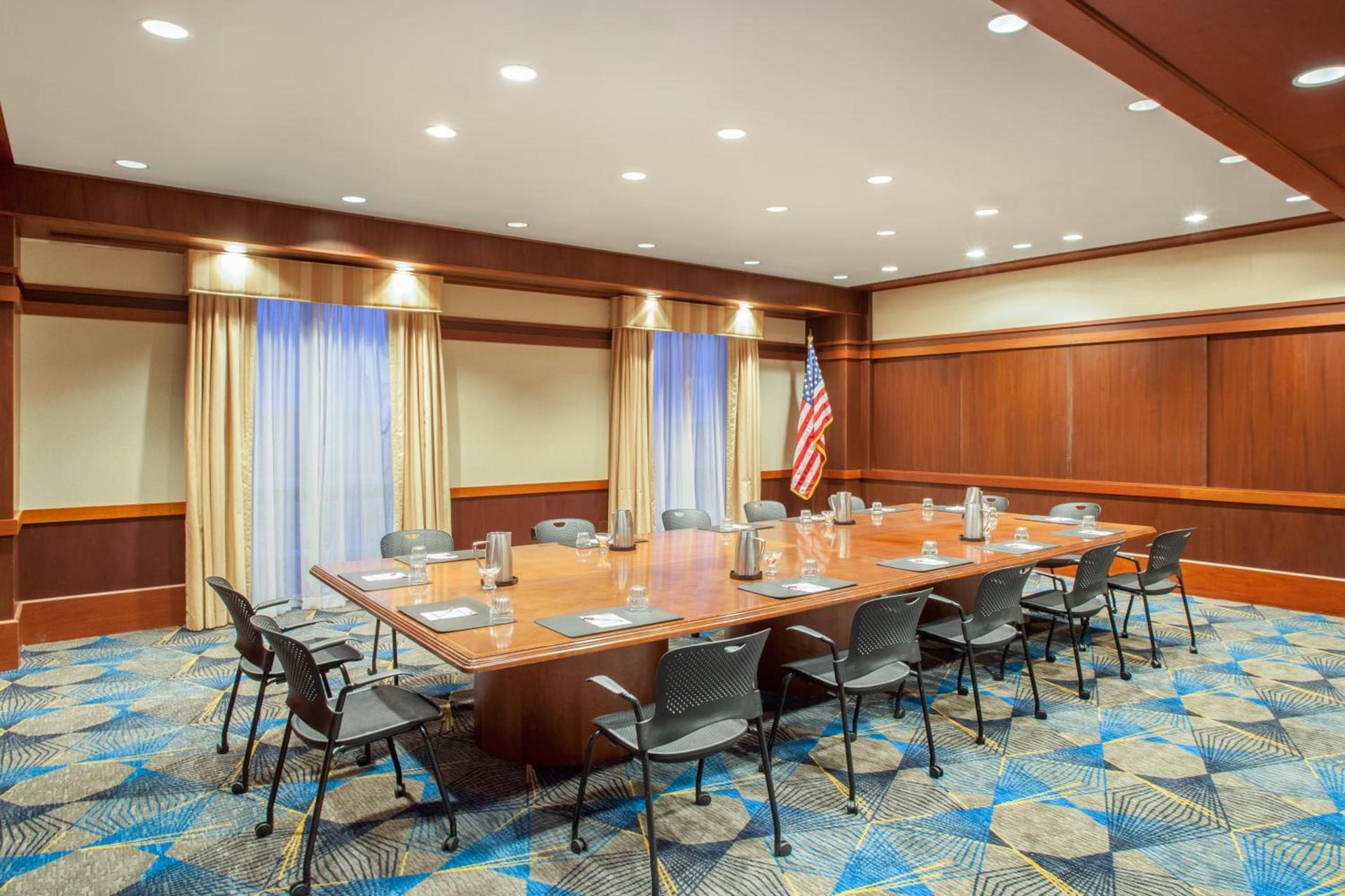Crowne Plaza Springfield Convention Center by IHG photo 10