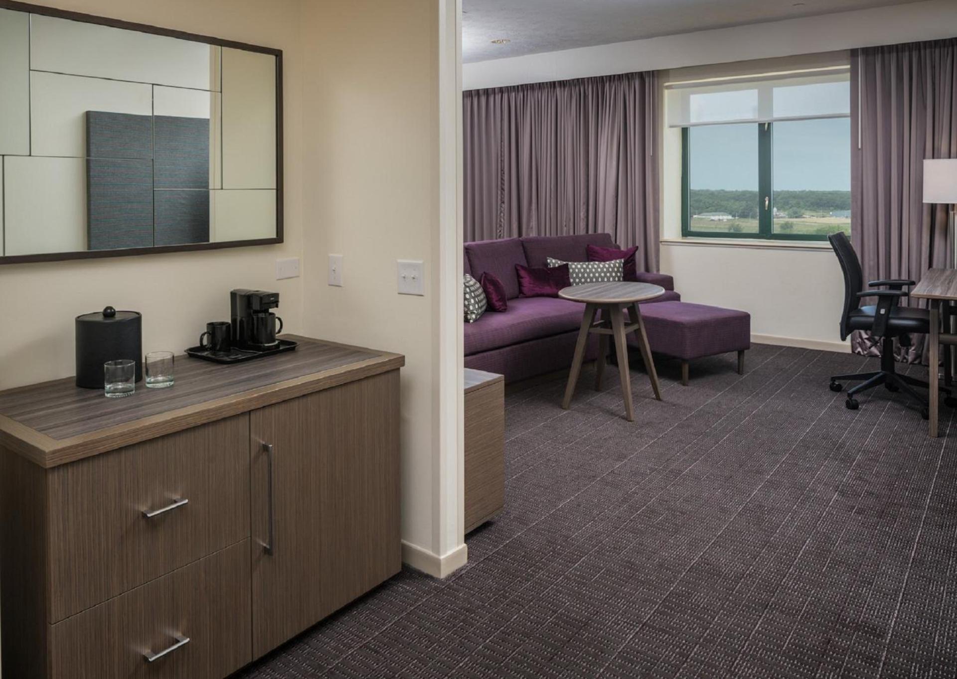 Crowne Plaza Springfield Convention Center by IHG photo 56