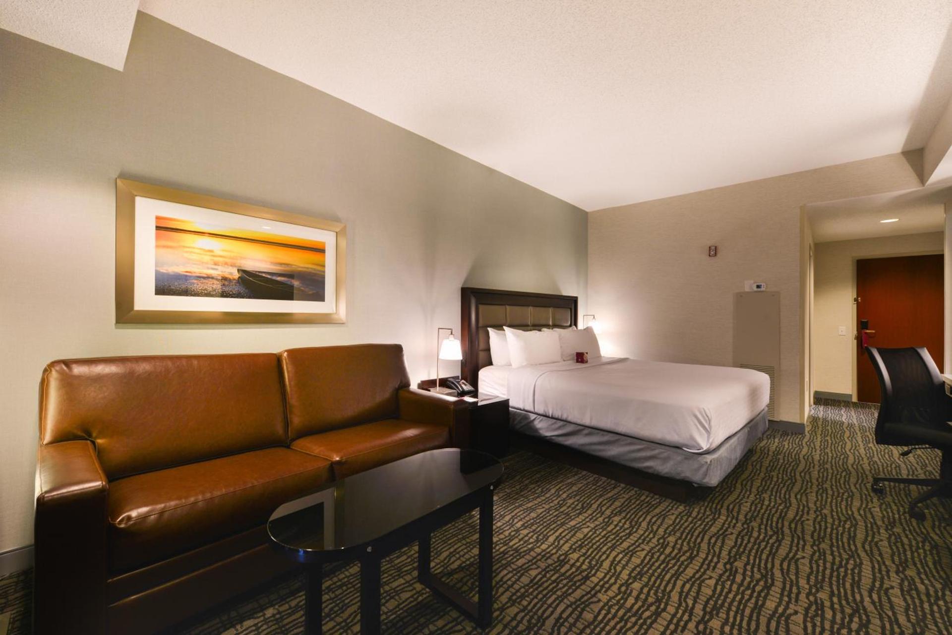 Crowne Plaza Springfield Convention Center by IHG photo 57