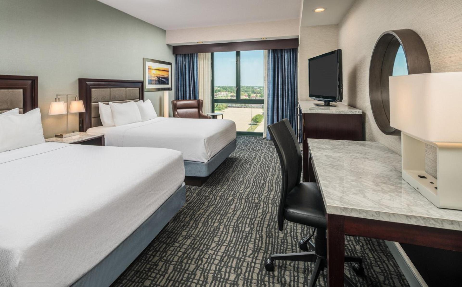 Crowne Plaza Springfield Convention Center by IHG photo 69