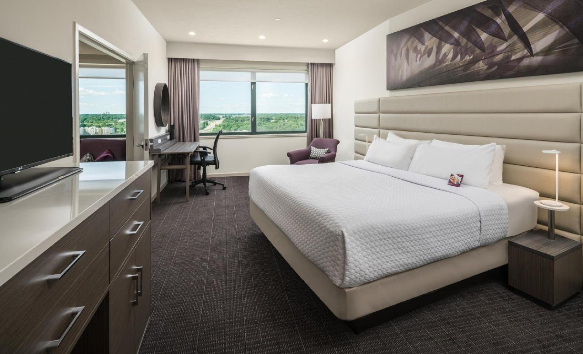 Crowne Plaza Springfield Convention Center by IHG photo 55