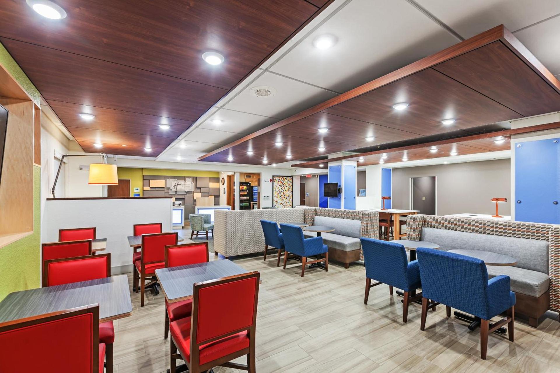 Holiday Inn Express Hotel & Suites Dallas Lewisville by IHG photo 13