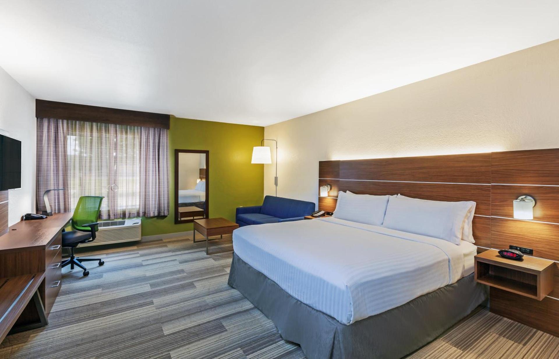 Holiday Inn Express Hotel & Suites Dallas Lewisville by IHG photo 35