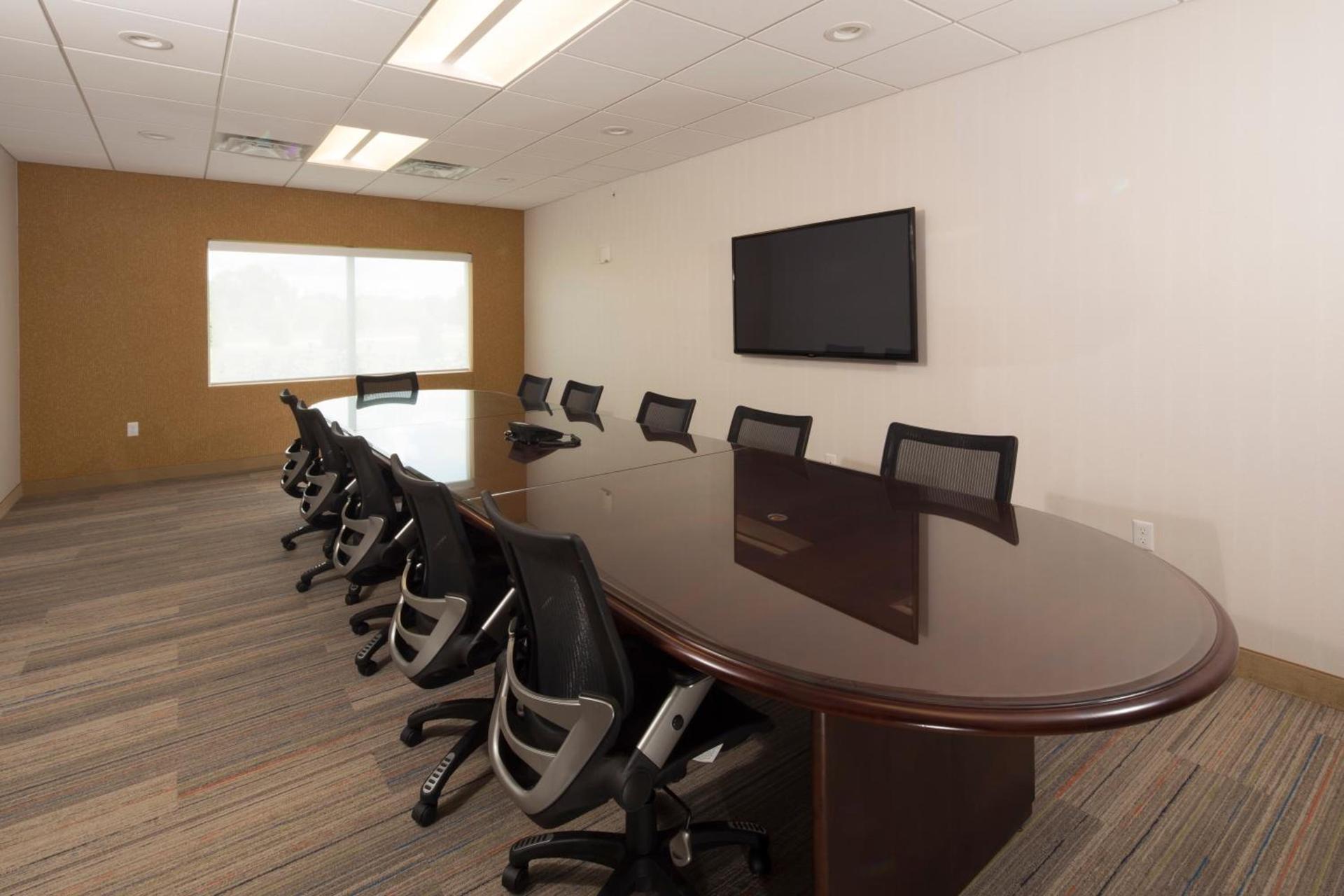 Holiday Inn Express & Suites Monroe by IHG photo 30