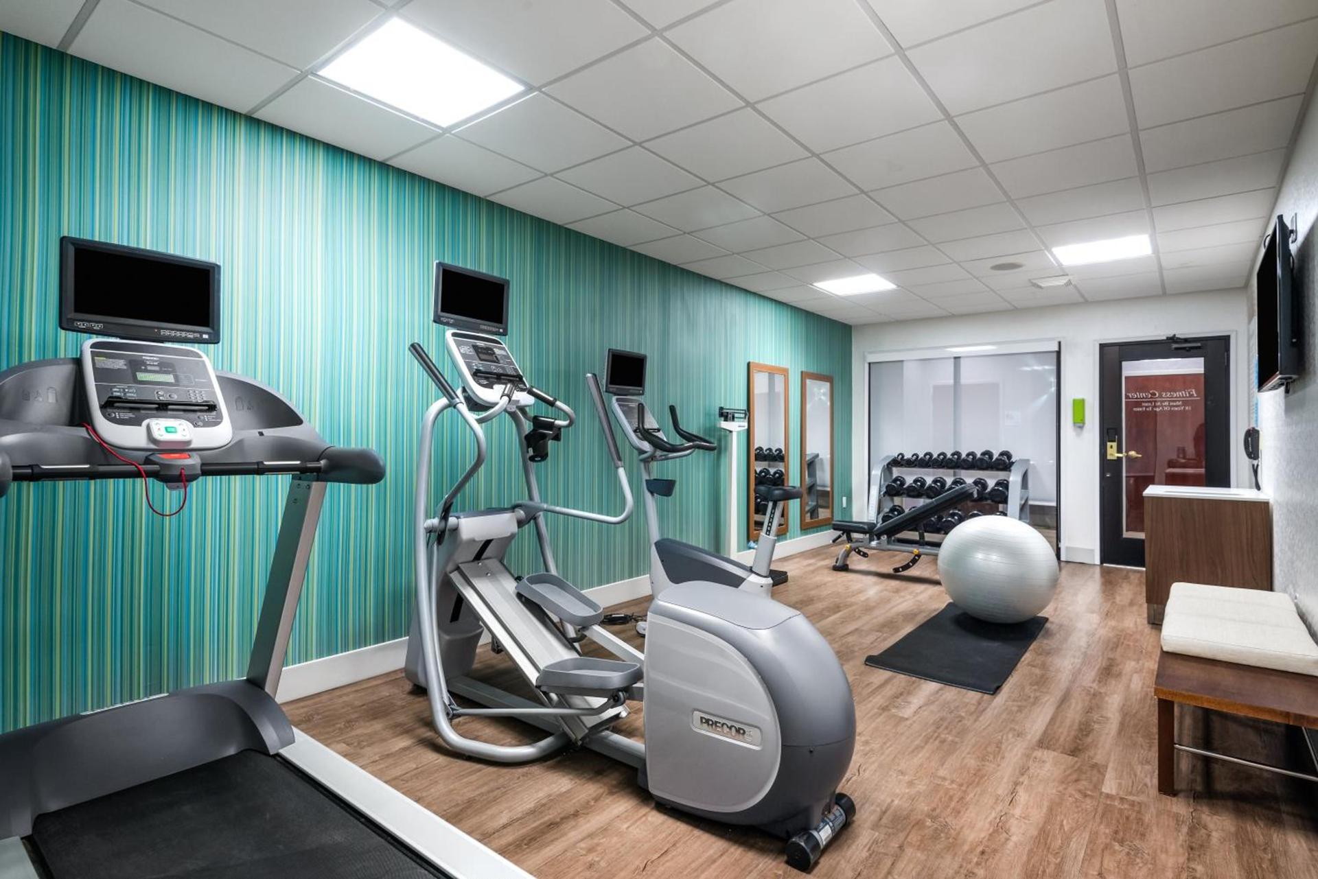Holiday Inn Express Hotel & Suites Bartow by IHG photo 10