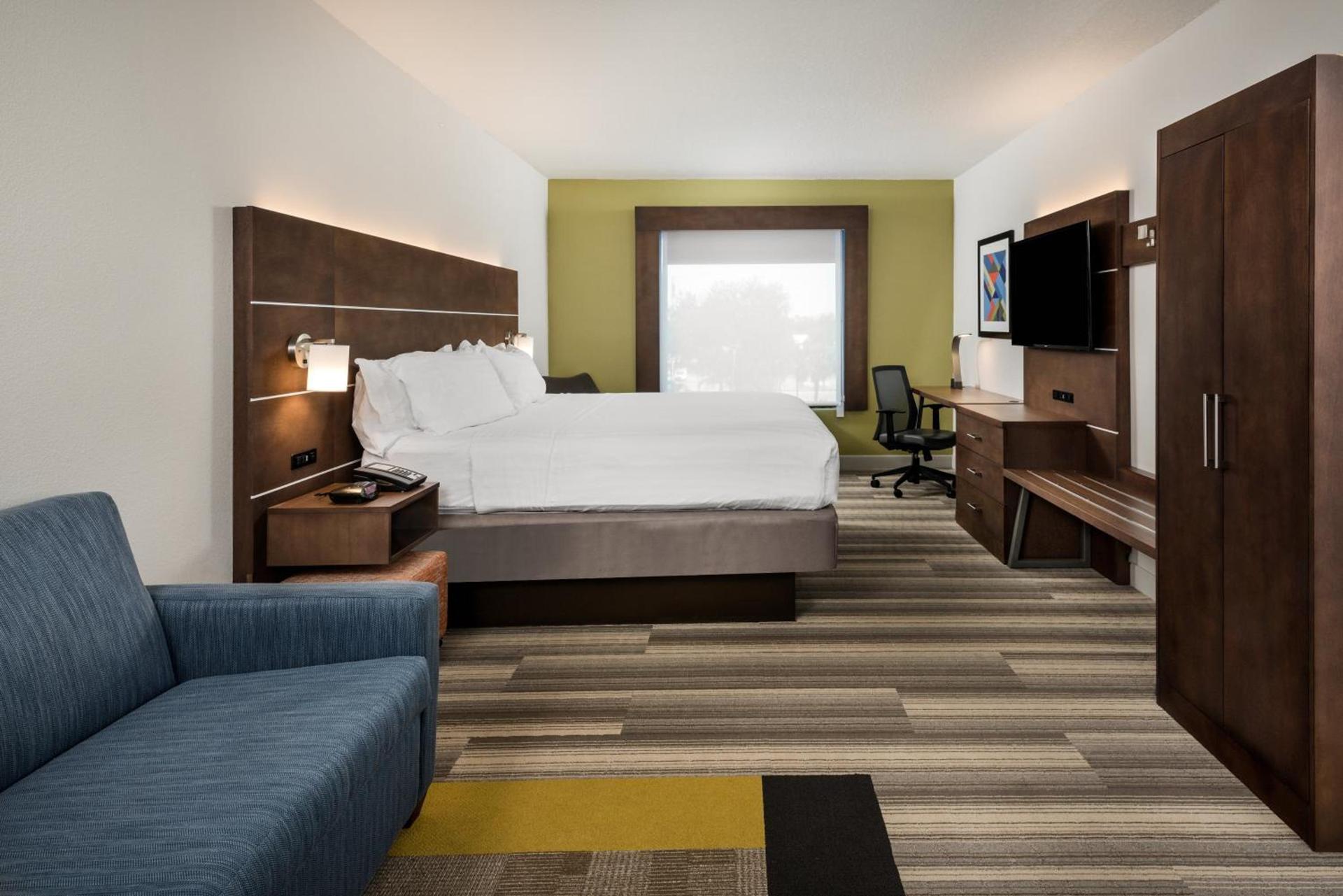 Holiday Inn Express Hotel & Suites Bartow by IHG photo 26