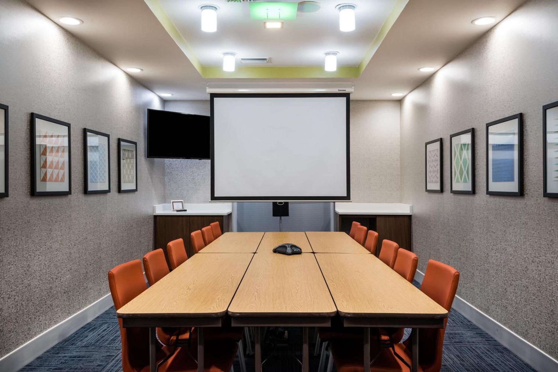 Holiday Inn Express Hotel & Suites Bartow by IHG photo 35