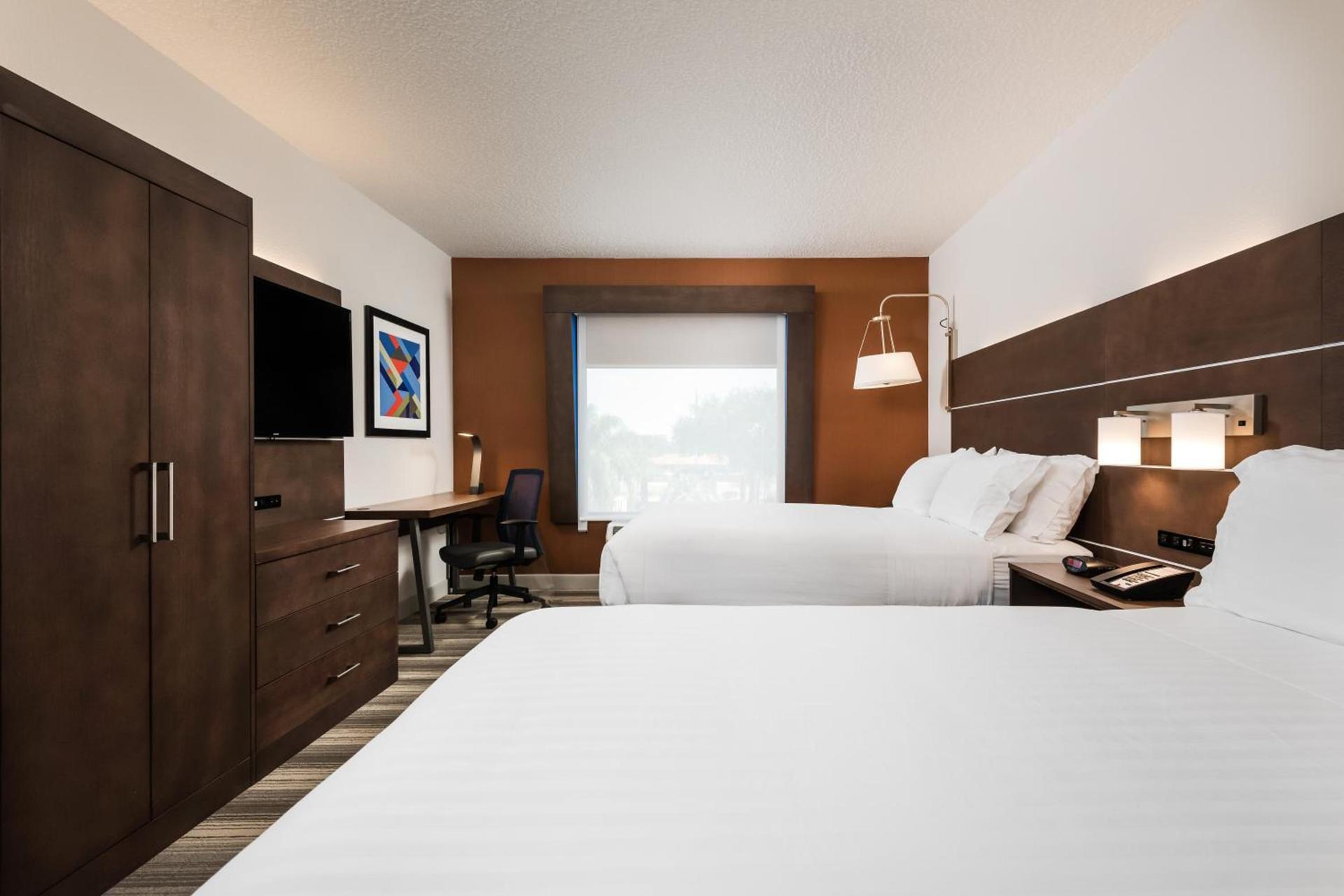 Holiday Inn Express Hotel & Suites Bartow by IHG photo 38