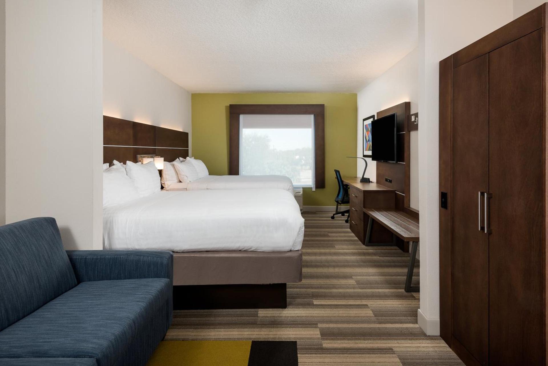 Holiday Inn Express Hotel & Suites Bartow by IHG photo 23
