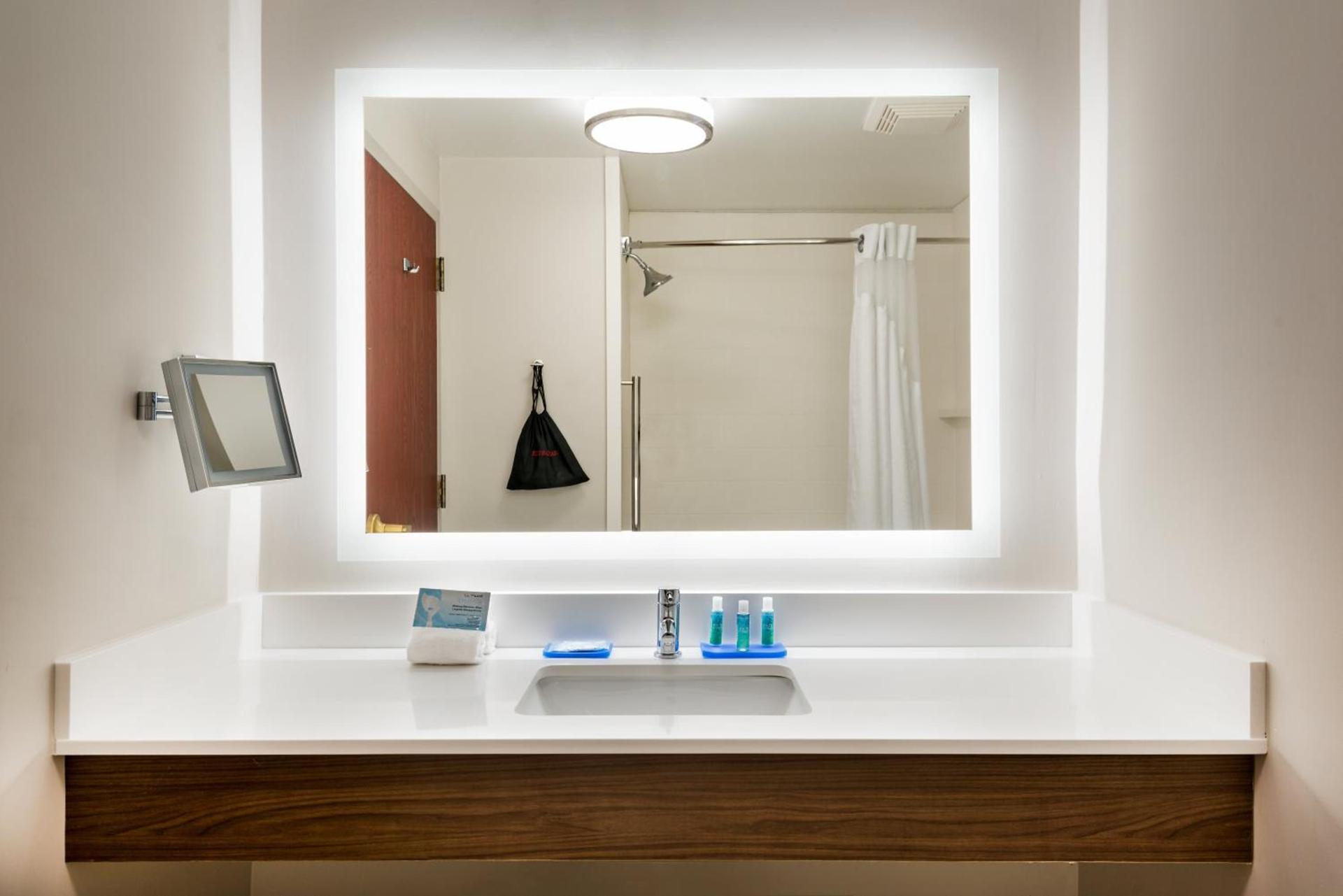 Holiday Inn Express Hotel & Suites Bartow by IHG photo 18