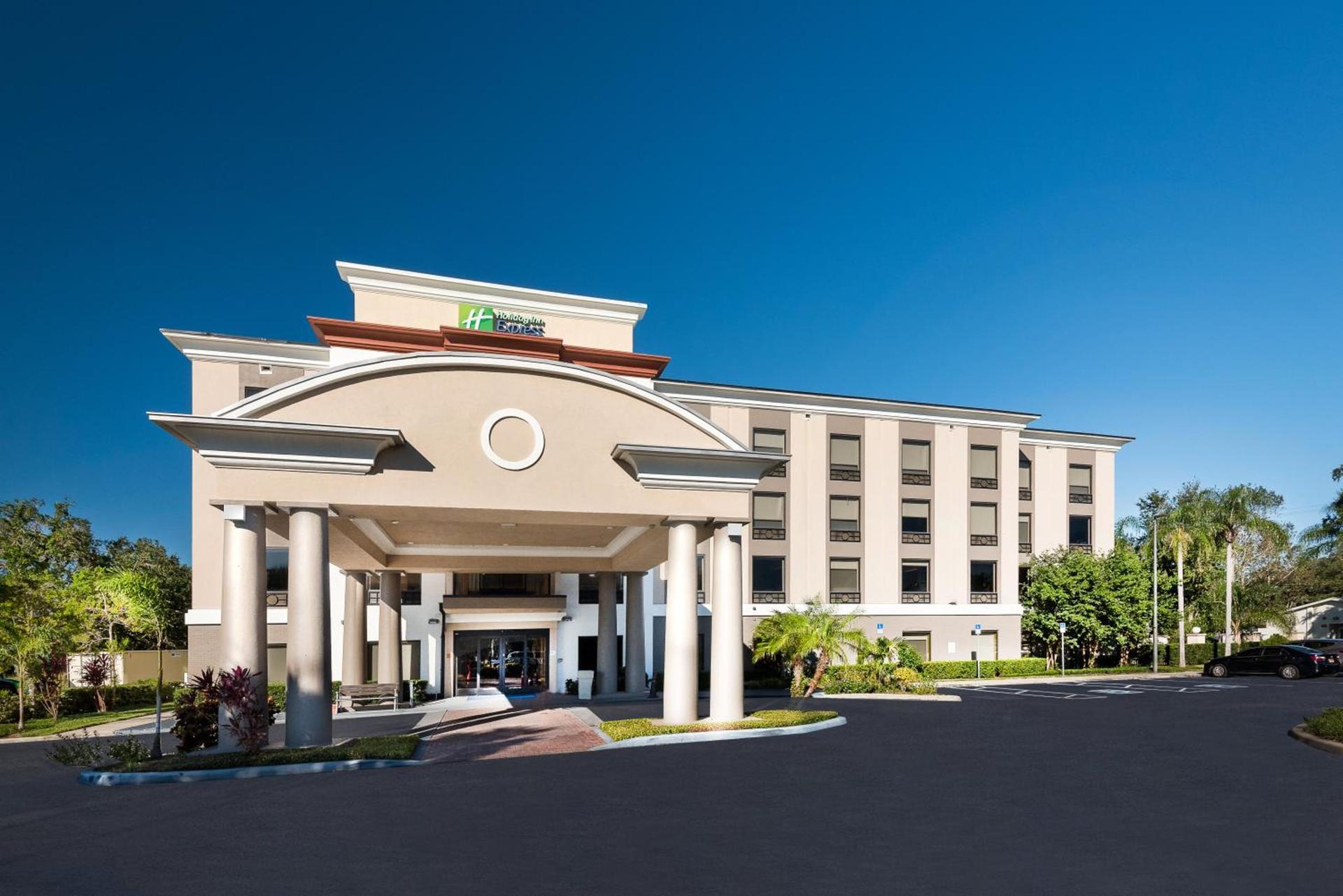 Holiday Inn Express Hotel & Suites Bartow by IHG photo 27