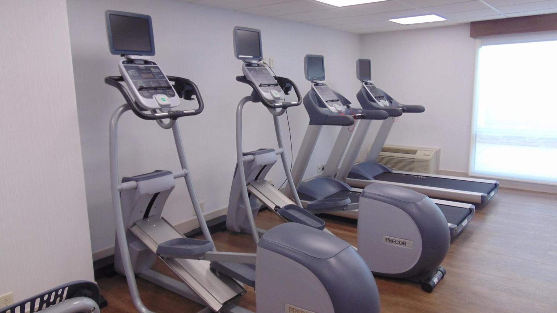 Holiday Inn Express & Suites Wapakoneta by IHG photo 24