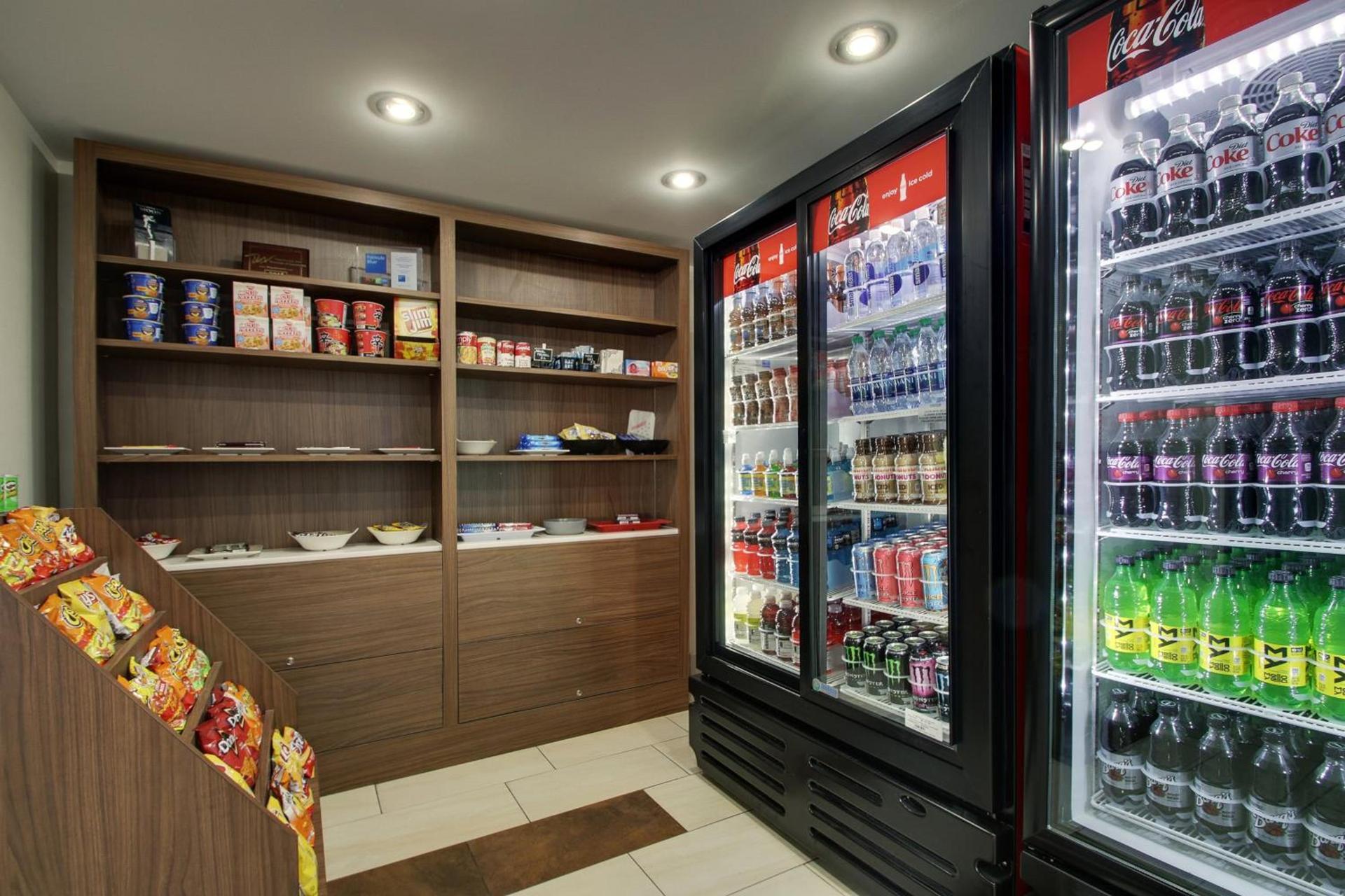 Holiday Inn Express & Suites Wapakoneta by IHG photo 33