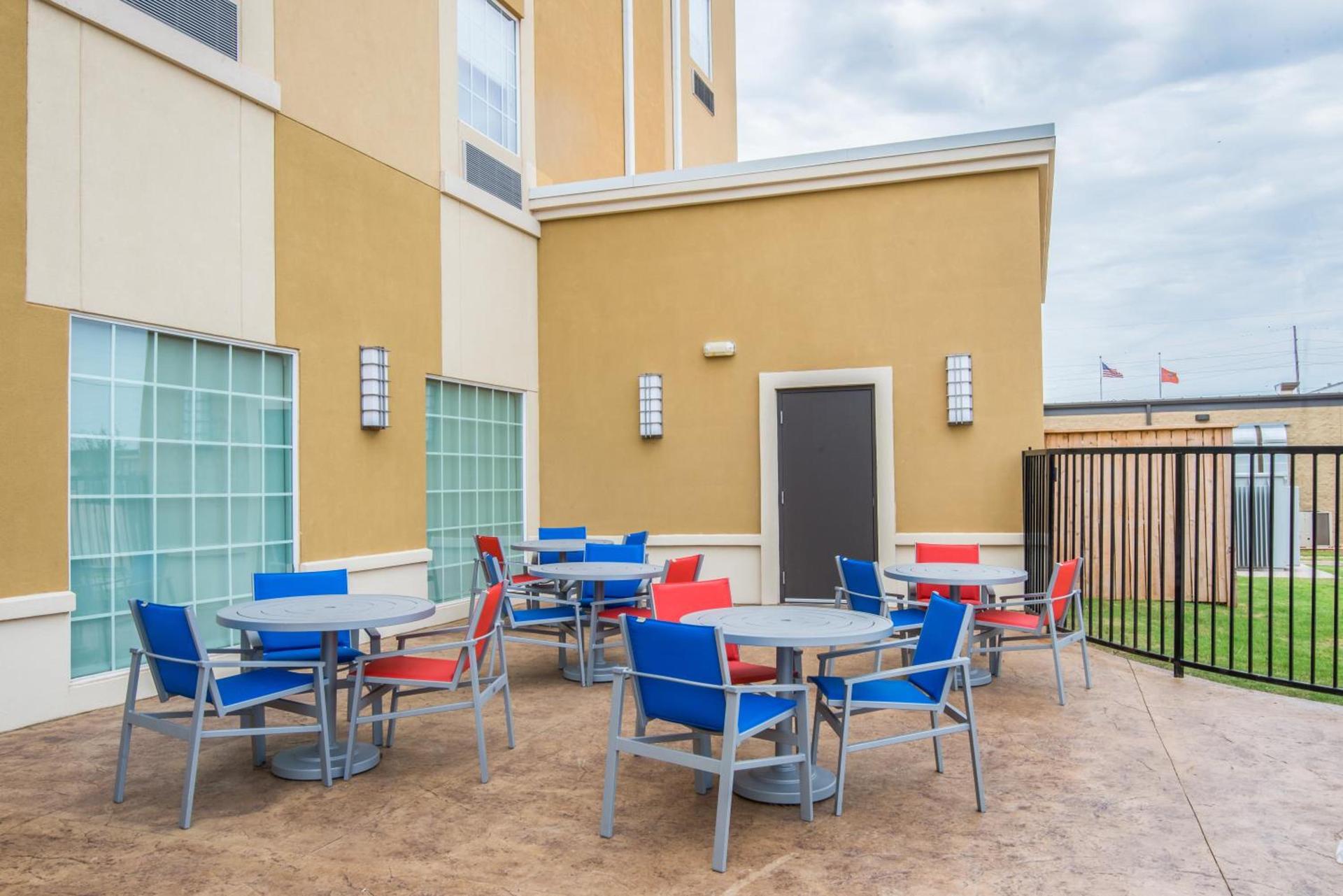 Holiday Inn Express & Suites Stillwater - University Area by IHG photo 19