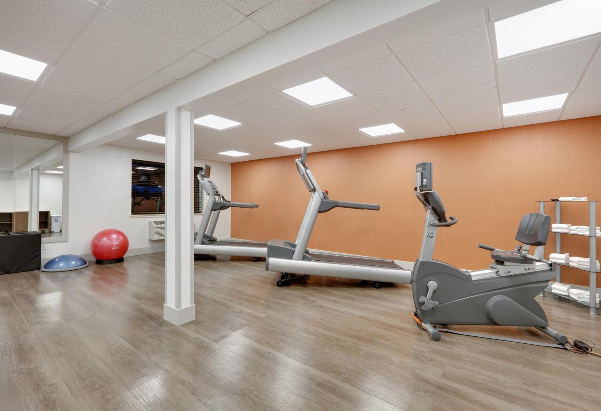 Holiday Inn Express Scottsbluff - Gering by IHG photo 15