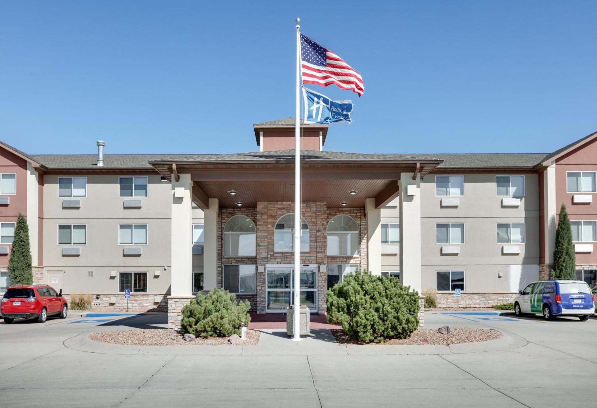 Holiday Inn Express Scottsbluff - Gering by IHG photo 18