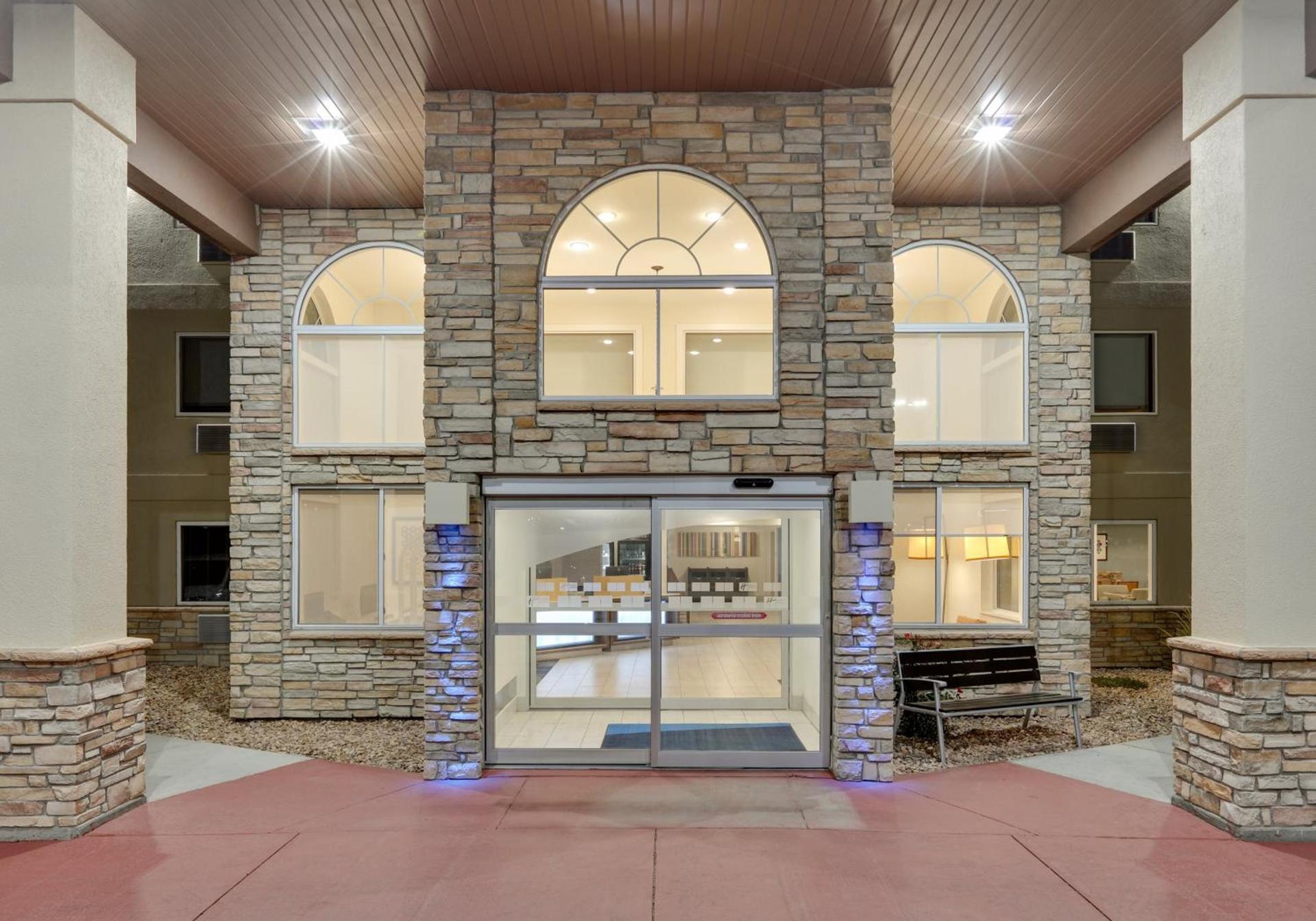 Holiday Inn Express Scottsbluff - Gering by IHG photo 33