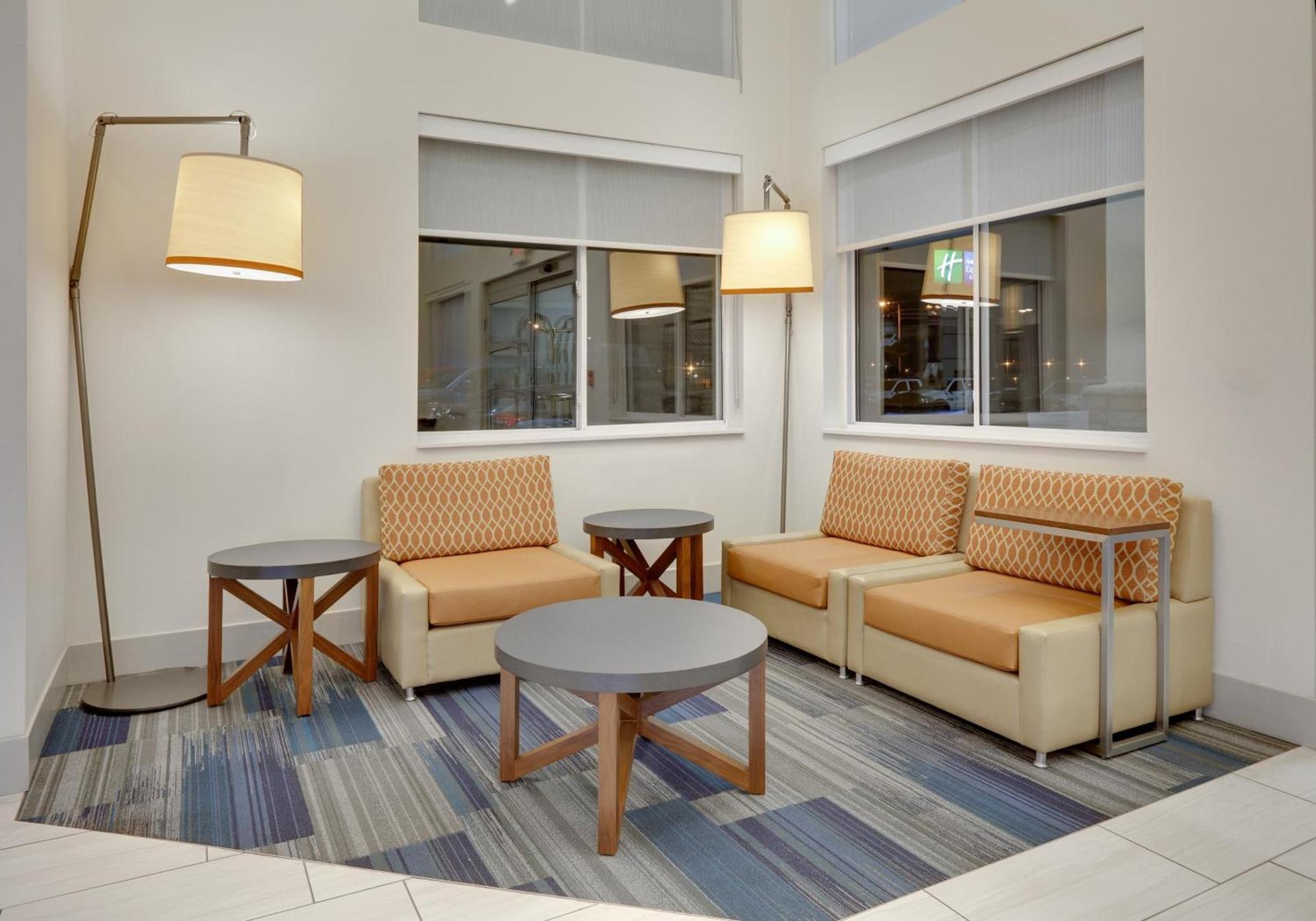 Holiday Inn Express Scottsbluff - Gering by IHG photo 7