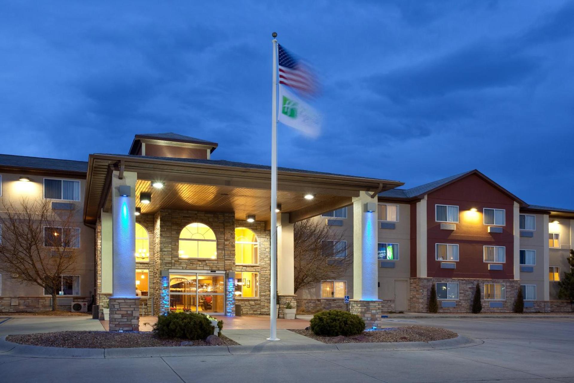 Holiday Inn Express Scottsbluff - Gering by IHG photo 25