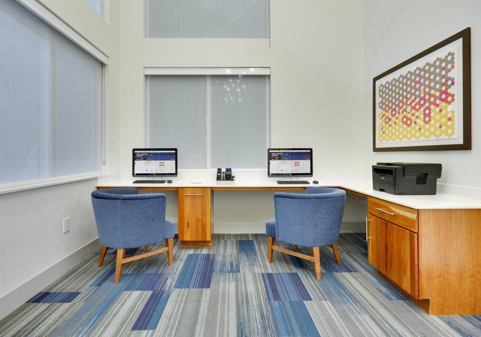 Holiday Inn Express Scottsbluff - Gering by IHG photo 9