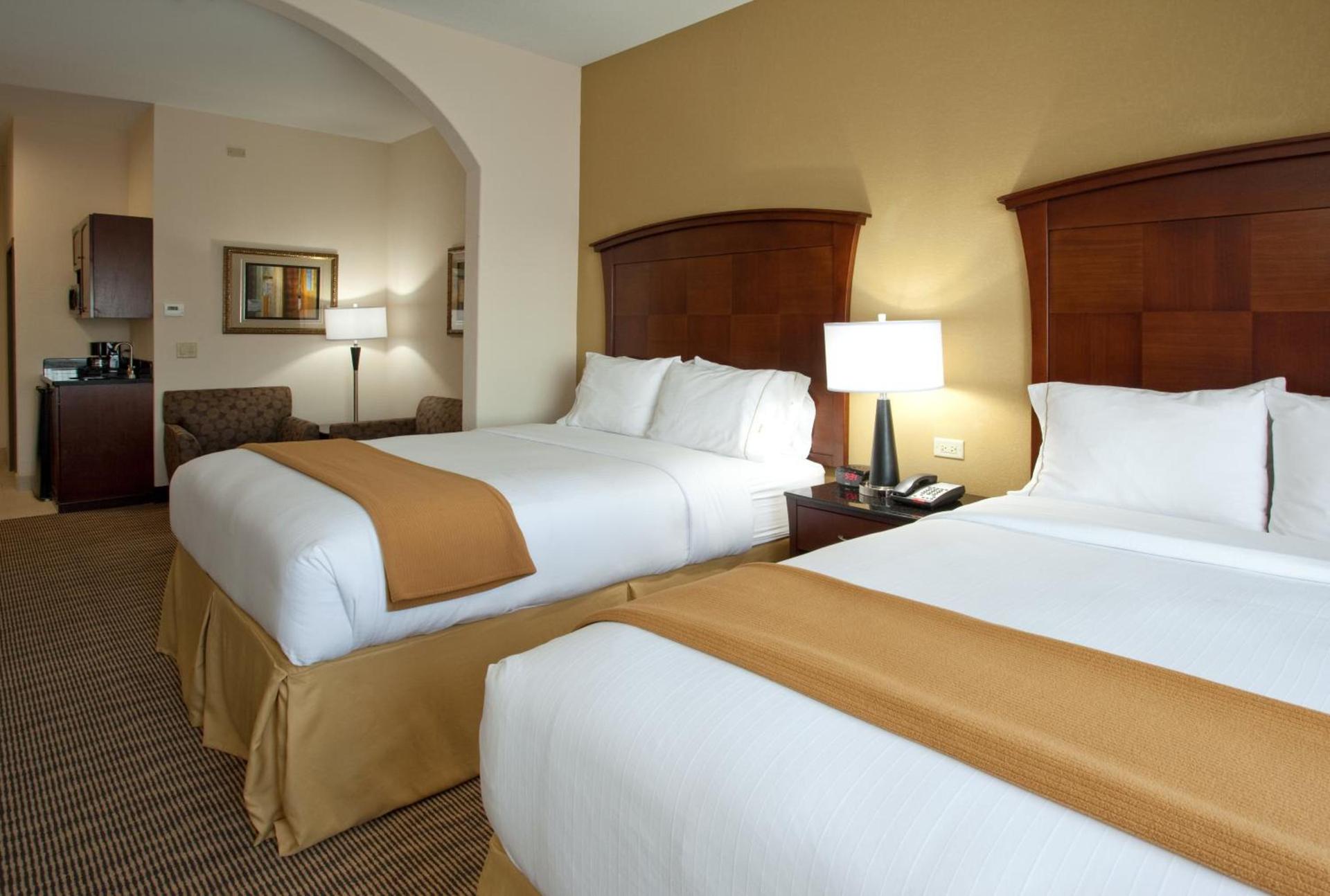 Holiday Inn Express & Suites Austin South-Buda by IHG photo 28