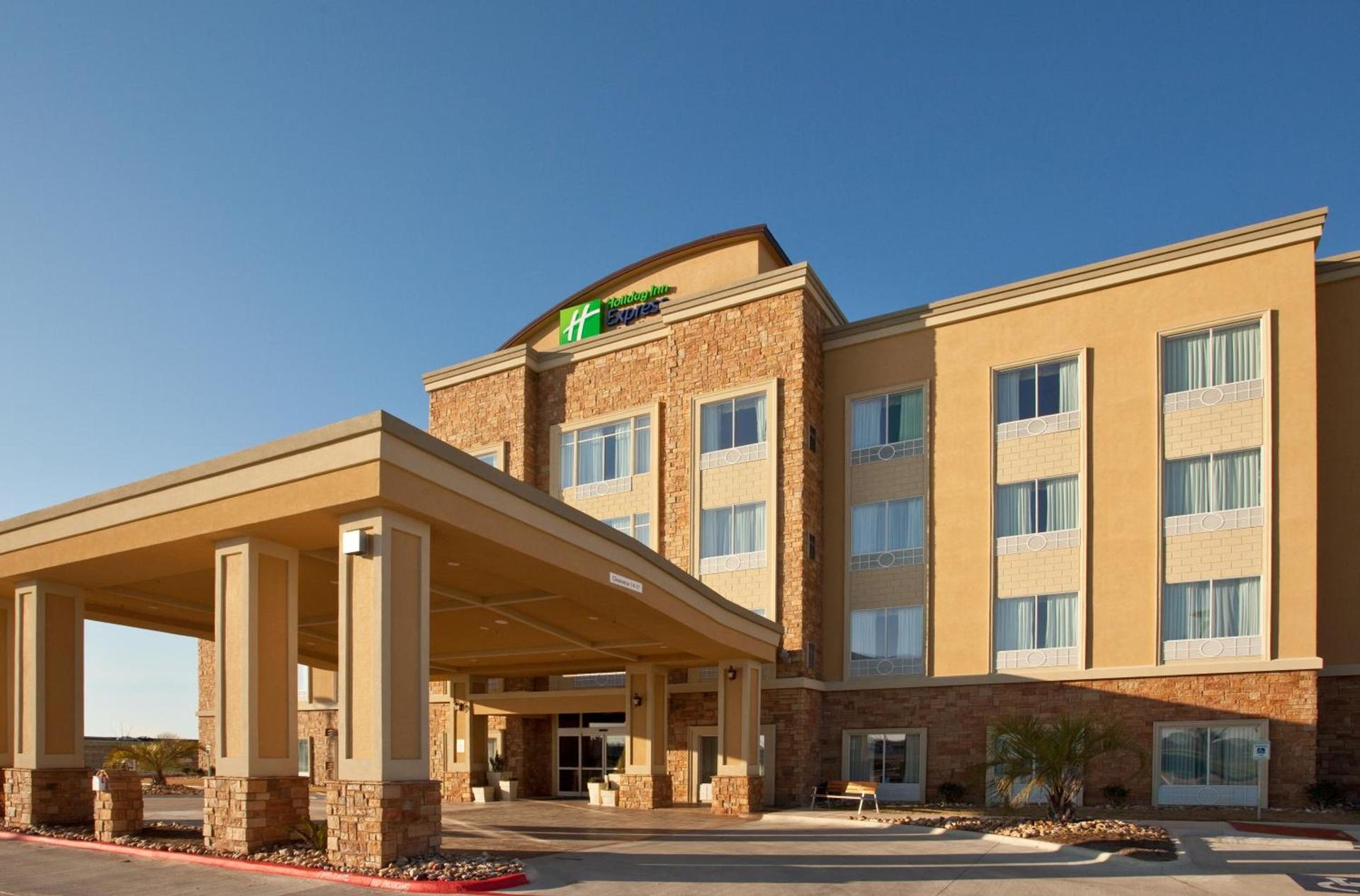 Holiday Inn Express & Suites Austin South-Buda by IHG photo 19