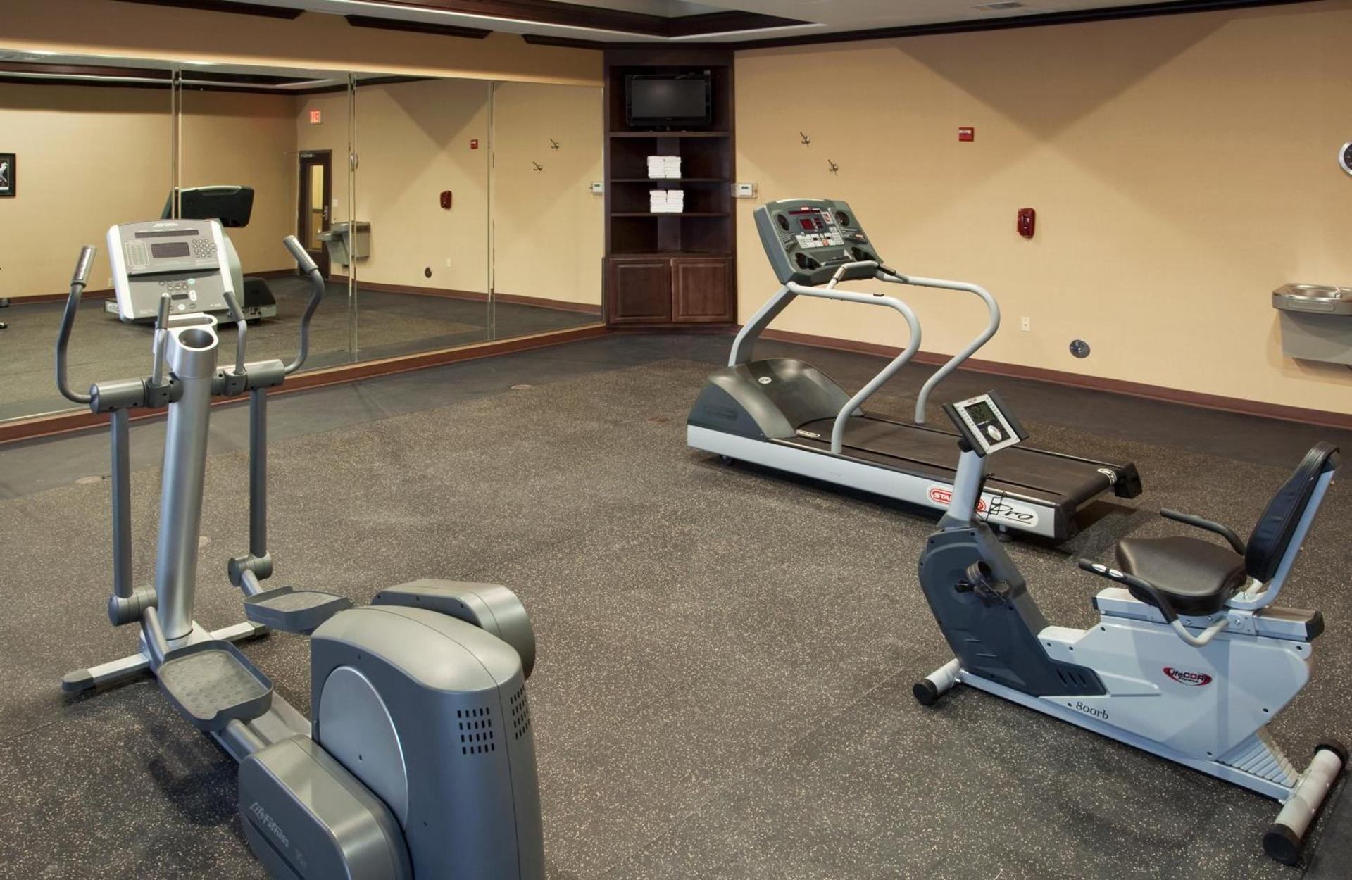 Holiday Inn Express & Suites Austin South-Buda by IHG photo 7
