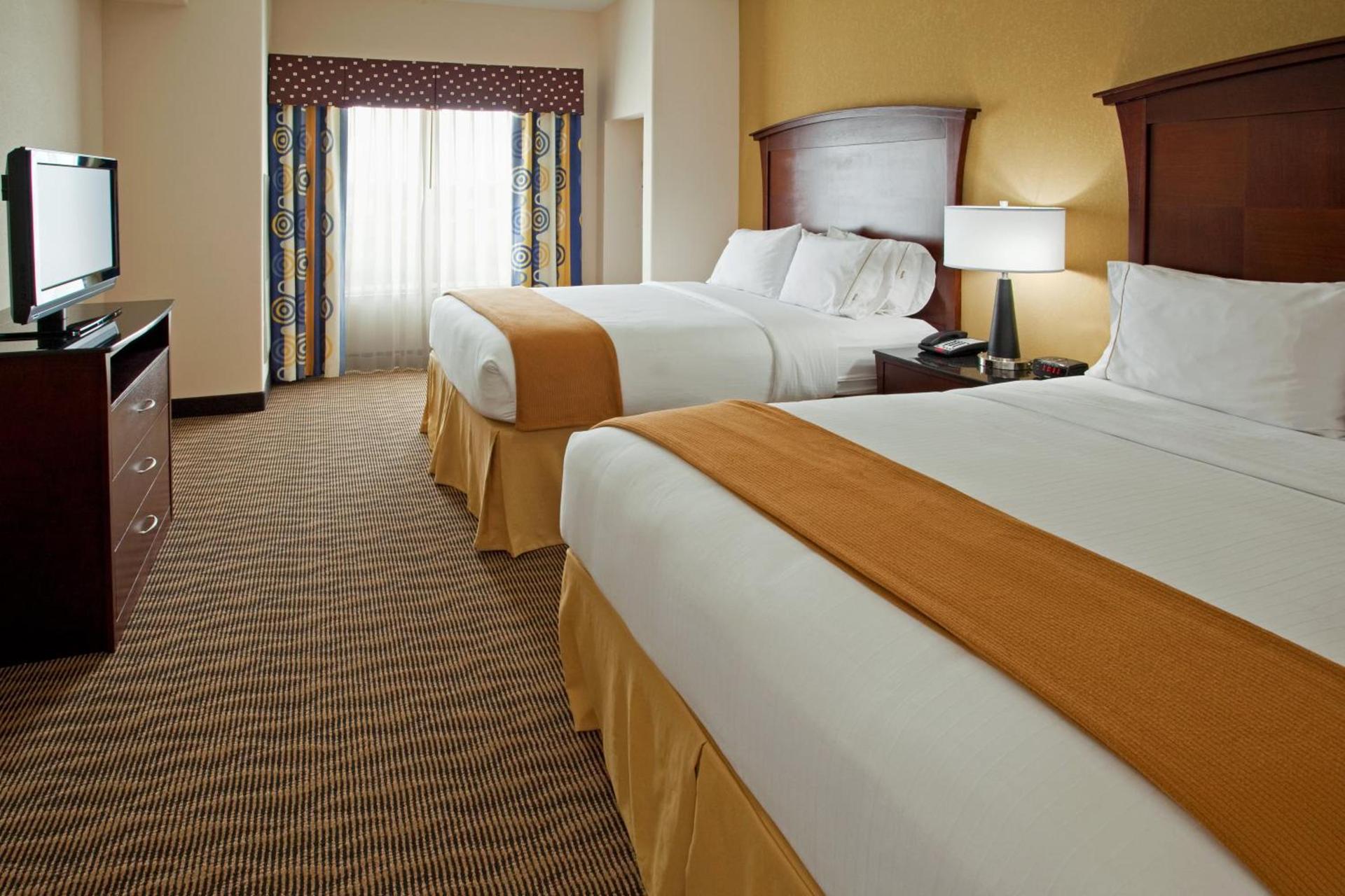 Holiday Inn Express & Suites Austin South-Buda by IHG photo 29