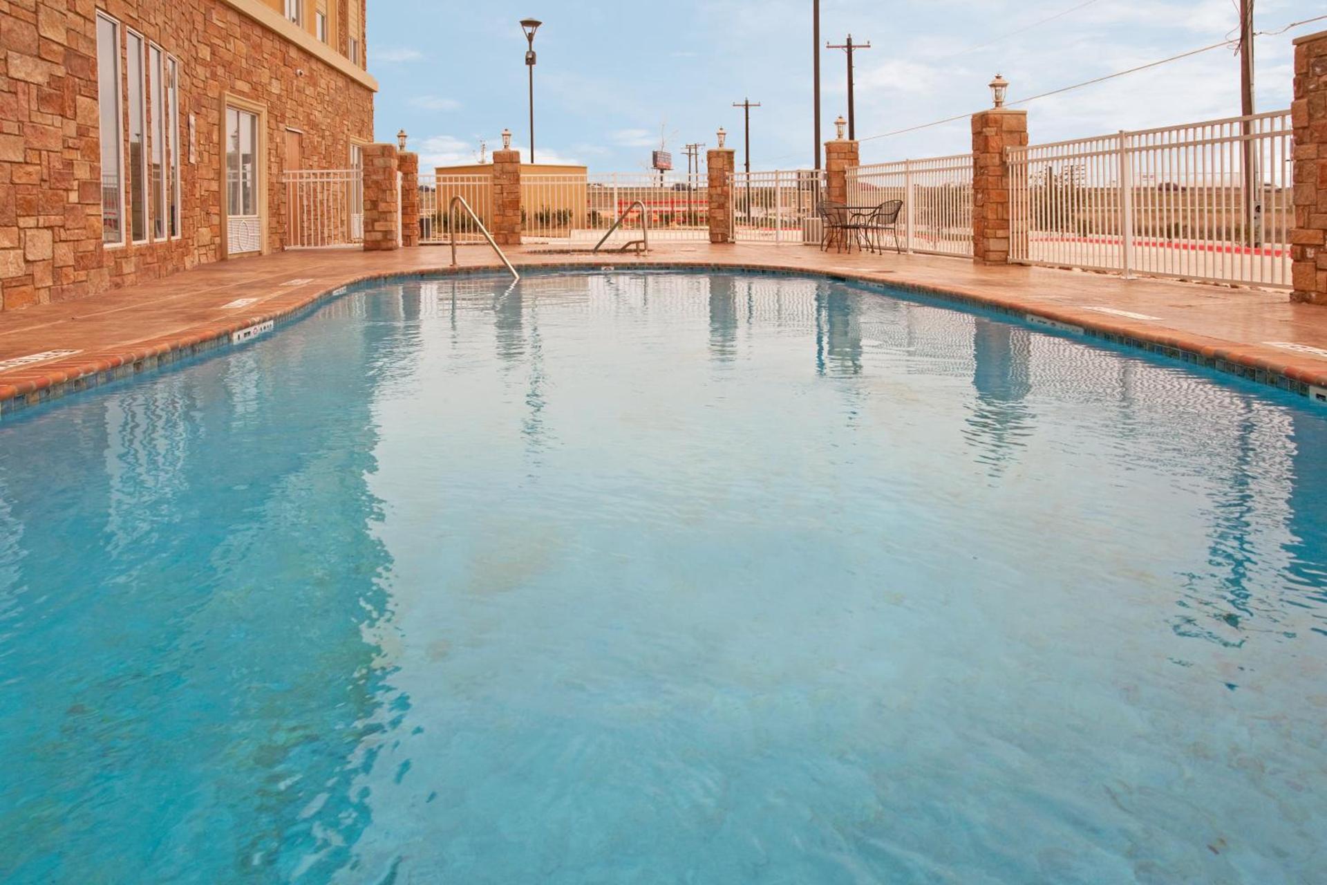 Holiday Inn Express & Suites Austin South-Buda by IHG photo 13