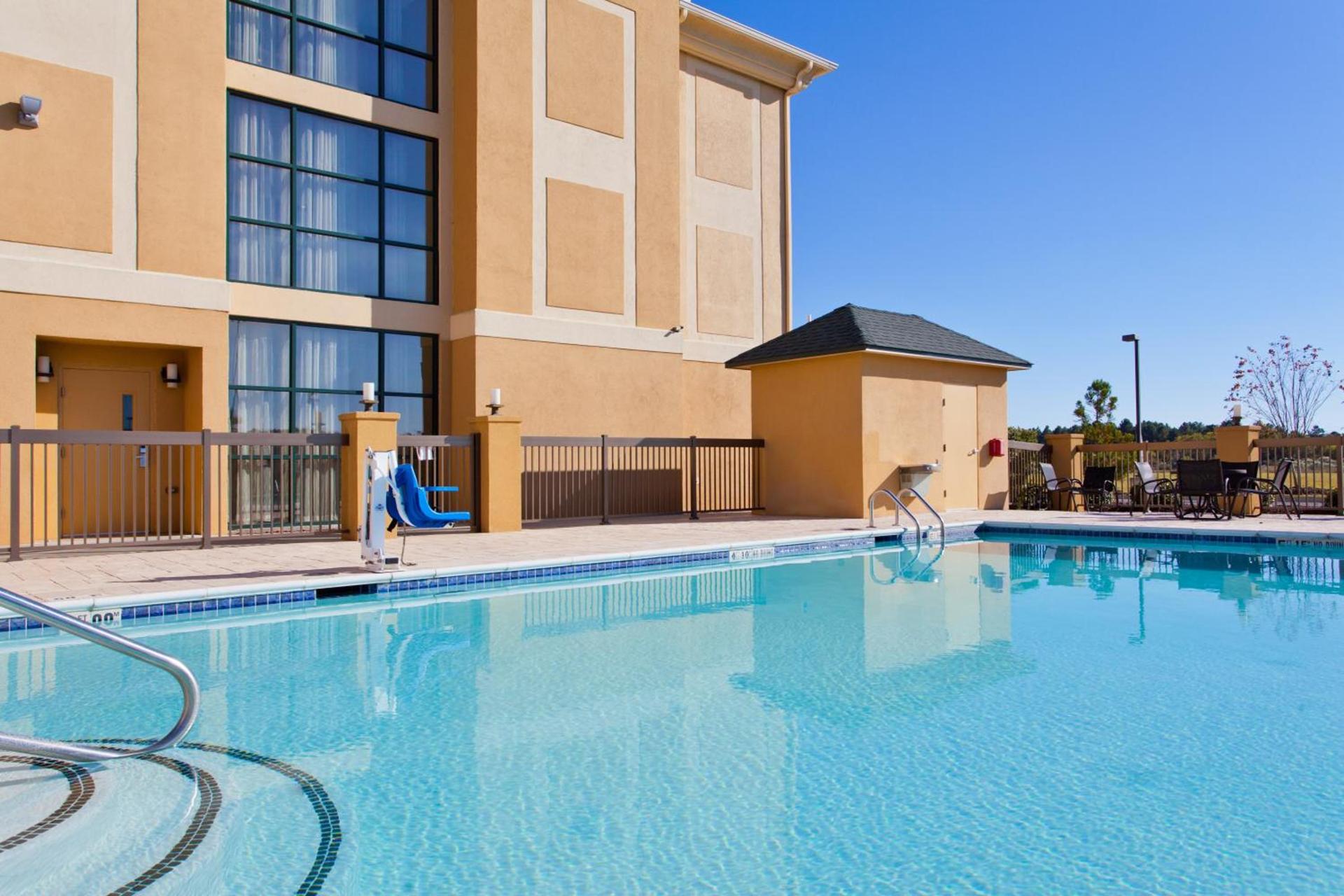 Holiday Inn Express Hotel & Suites Cordele North by IHG photo 28